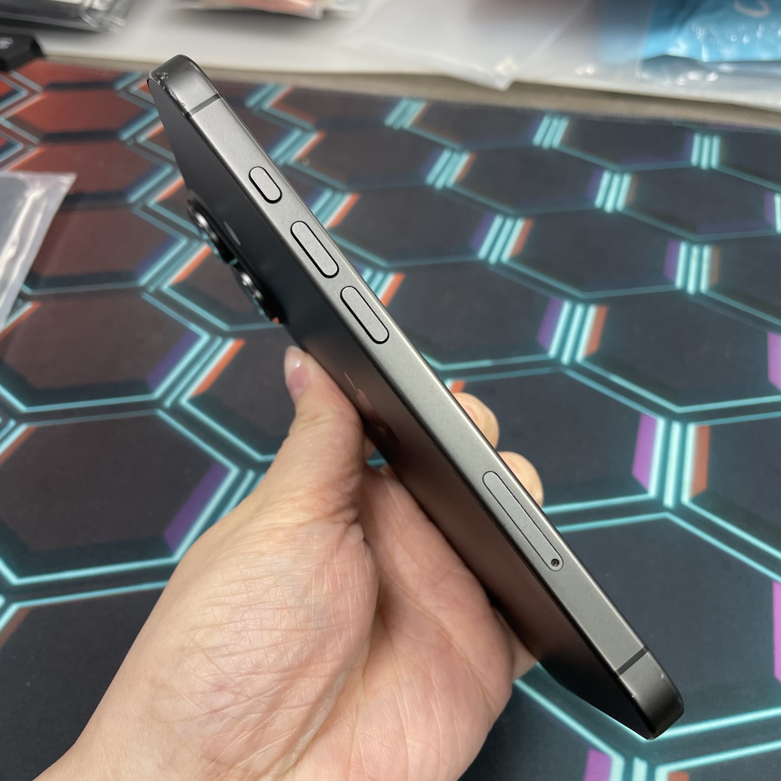 *7662 17 靚機 256GB 電98 黑色 black