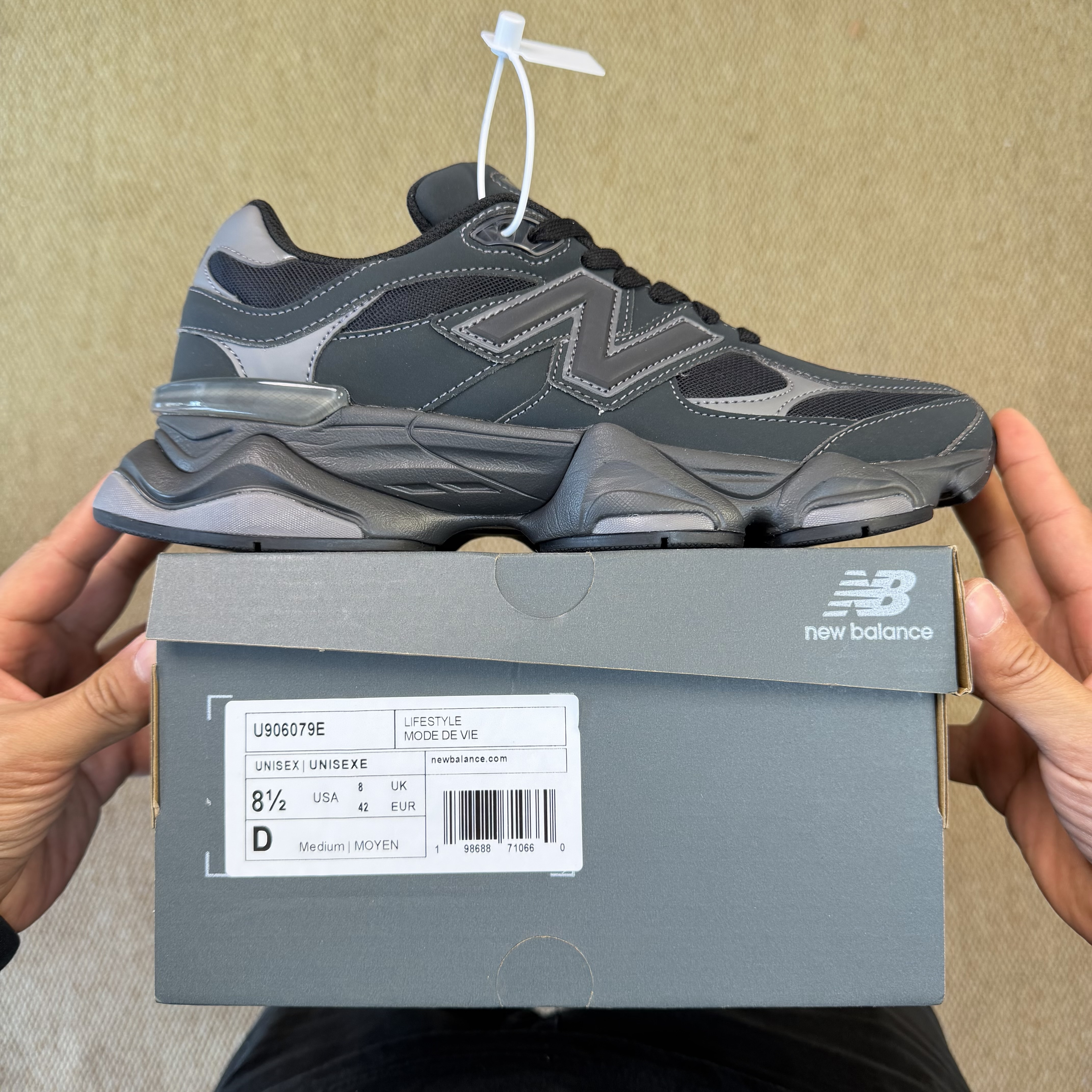 New Balance 9060 U906079E