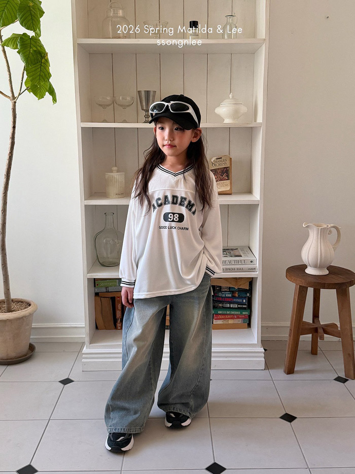 🇰🇷Matilda&Lee tee