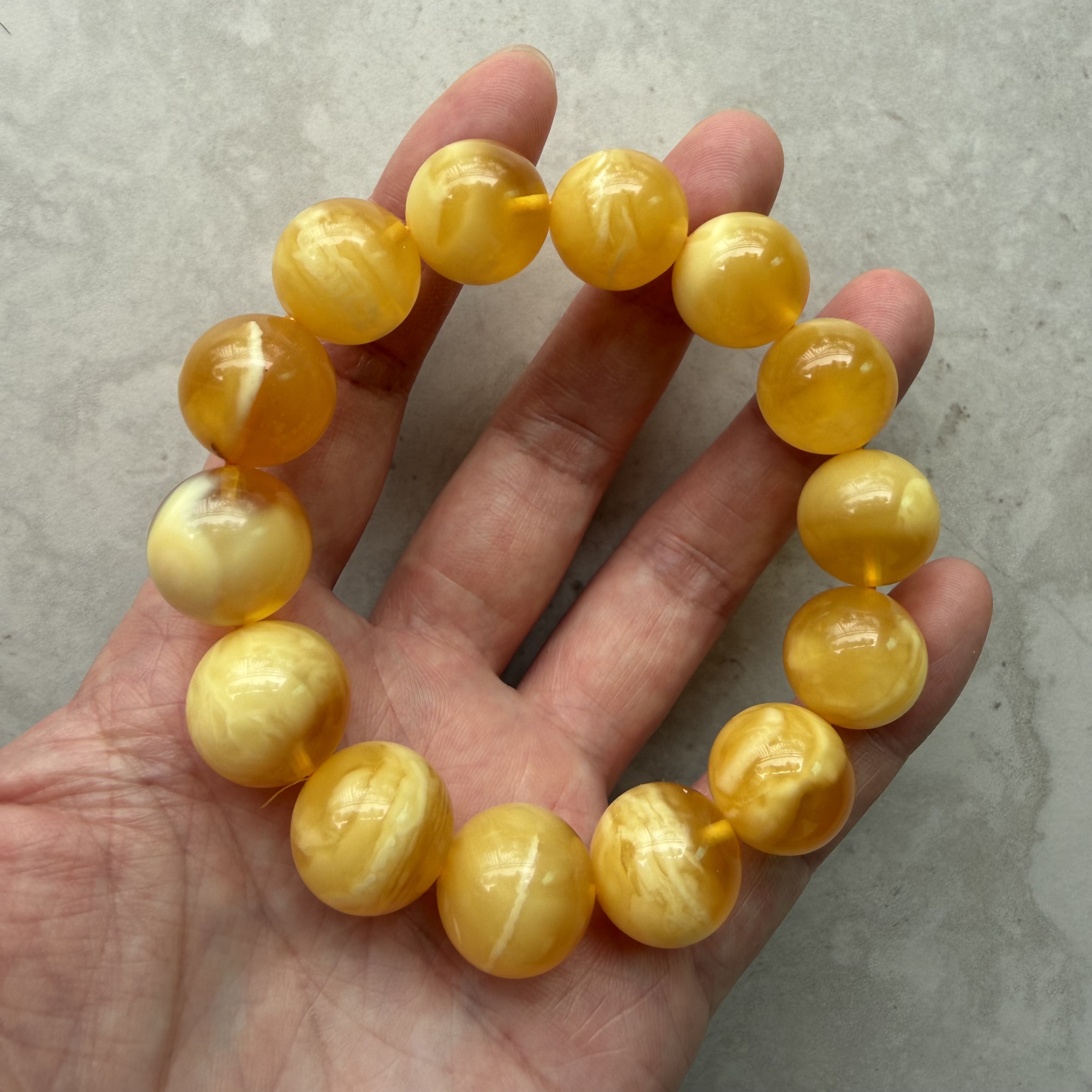 ［閉店一口價］15mm波羅的海金白花琥珀手串