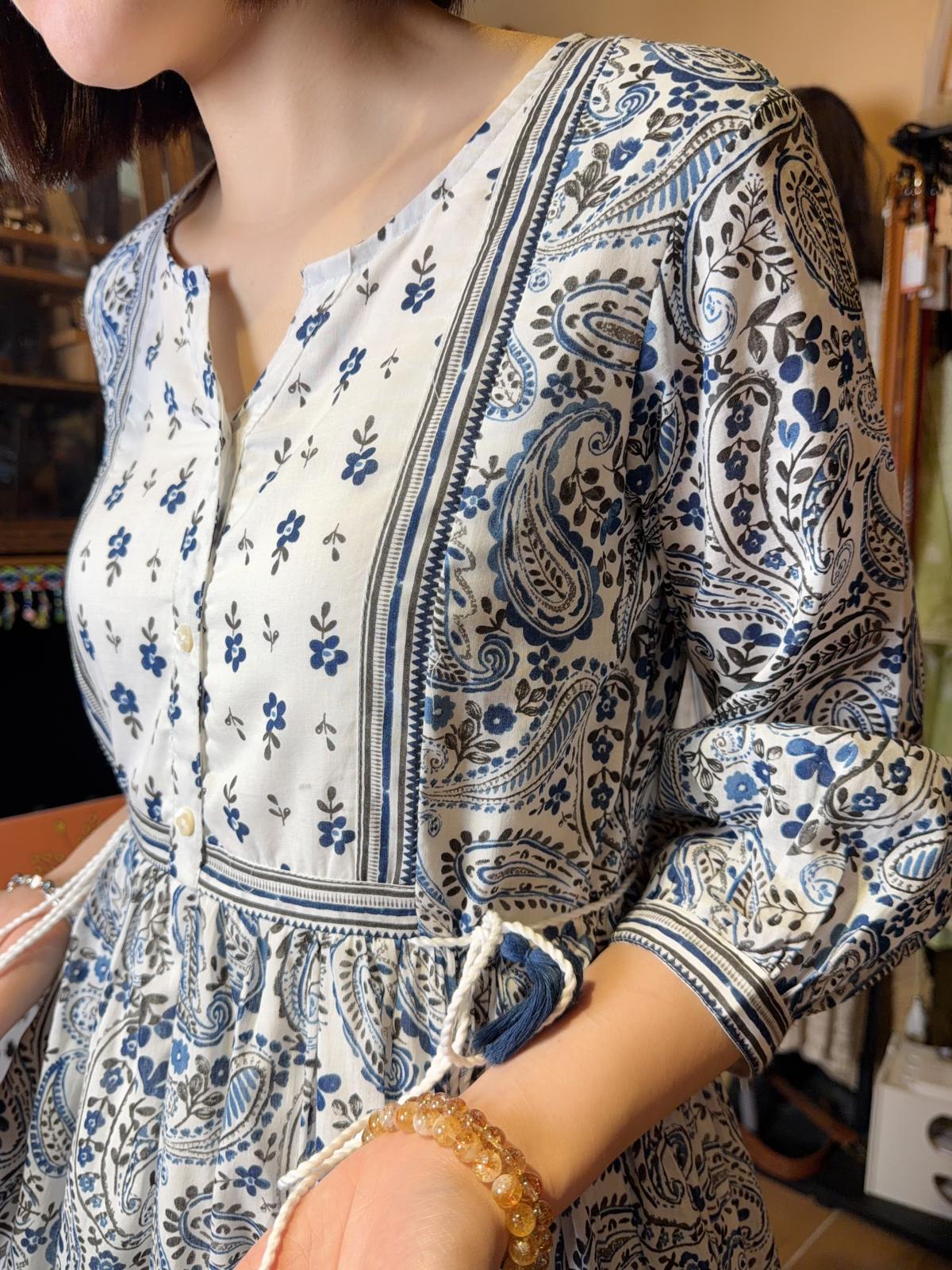 1622 White x Blue Paisley Block Print 4-Rope OP 47"