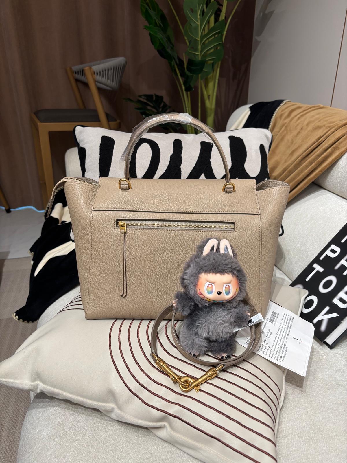 CELINE mini belt bag tauge 100%Authentic,99%new ✅收據✅Tap Booklet✅Dust bag