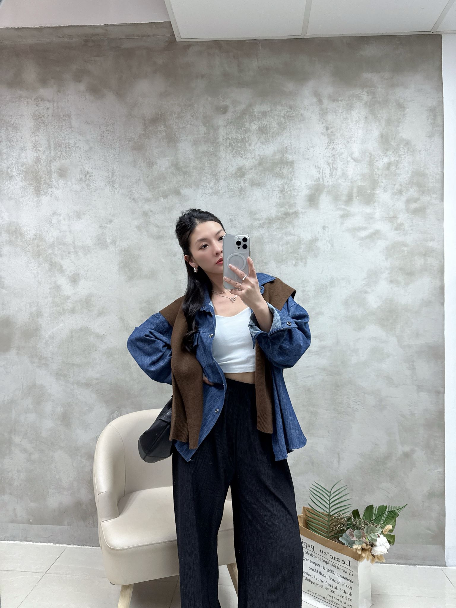 皮牌牛仔恤衫外套