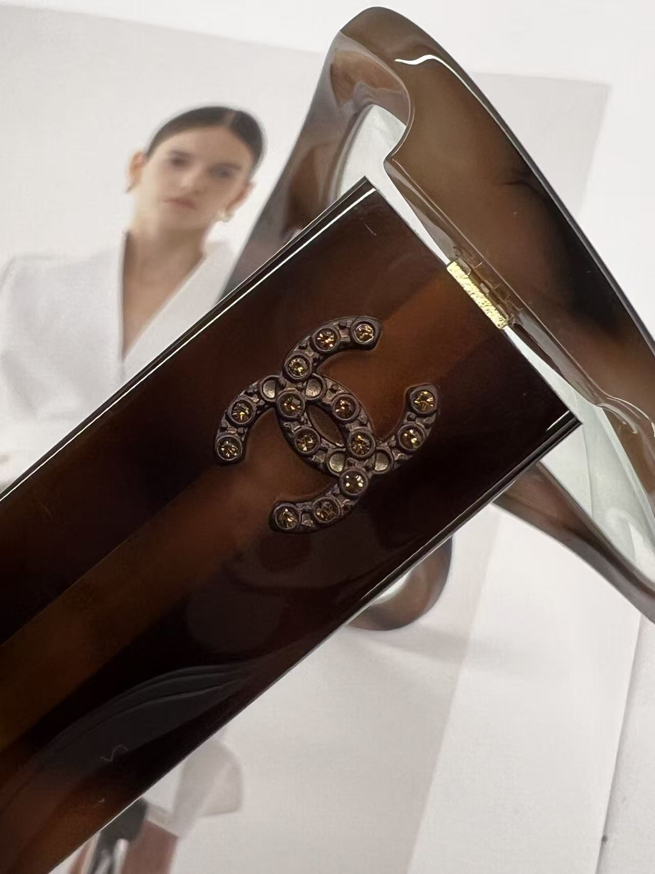 Chanel 豹紋雷朋眼鏡