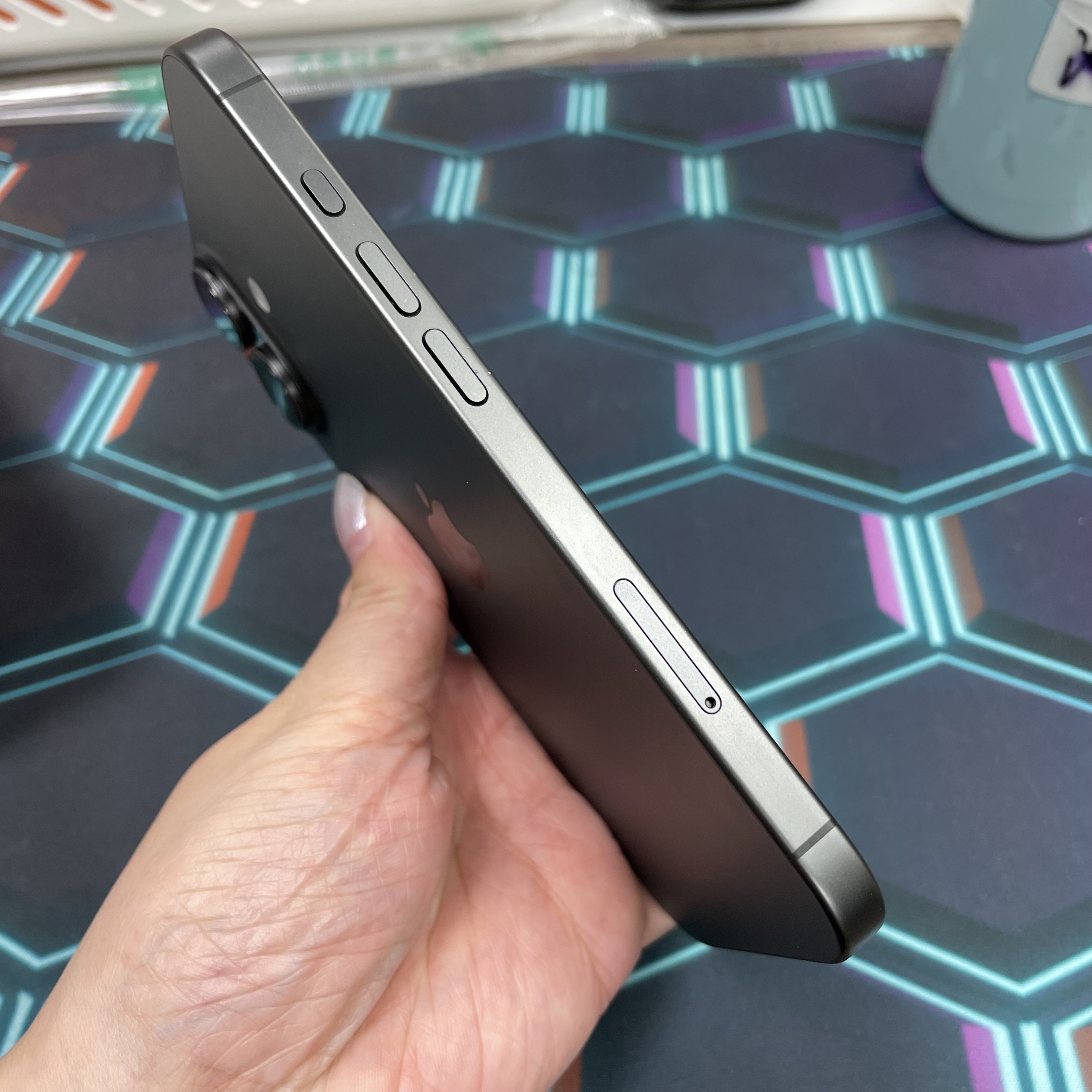 *7124 17 完美機 256GB 電100 黑色 black