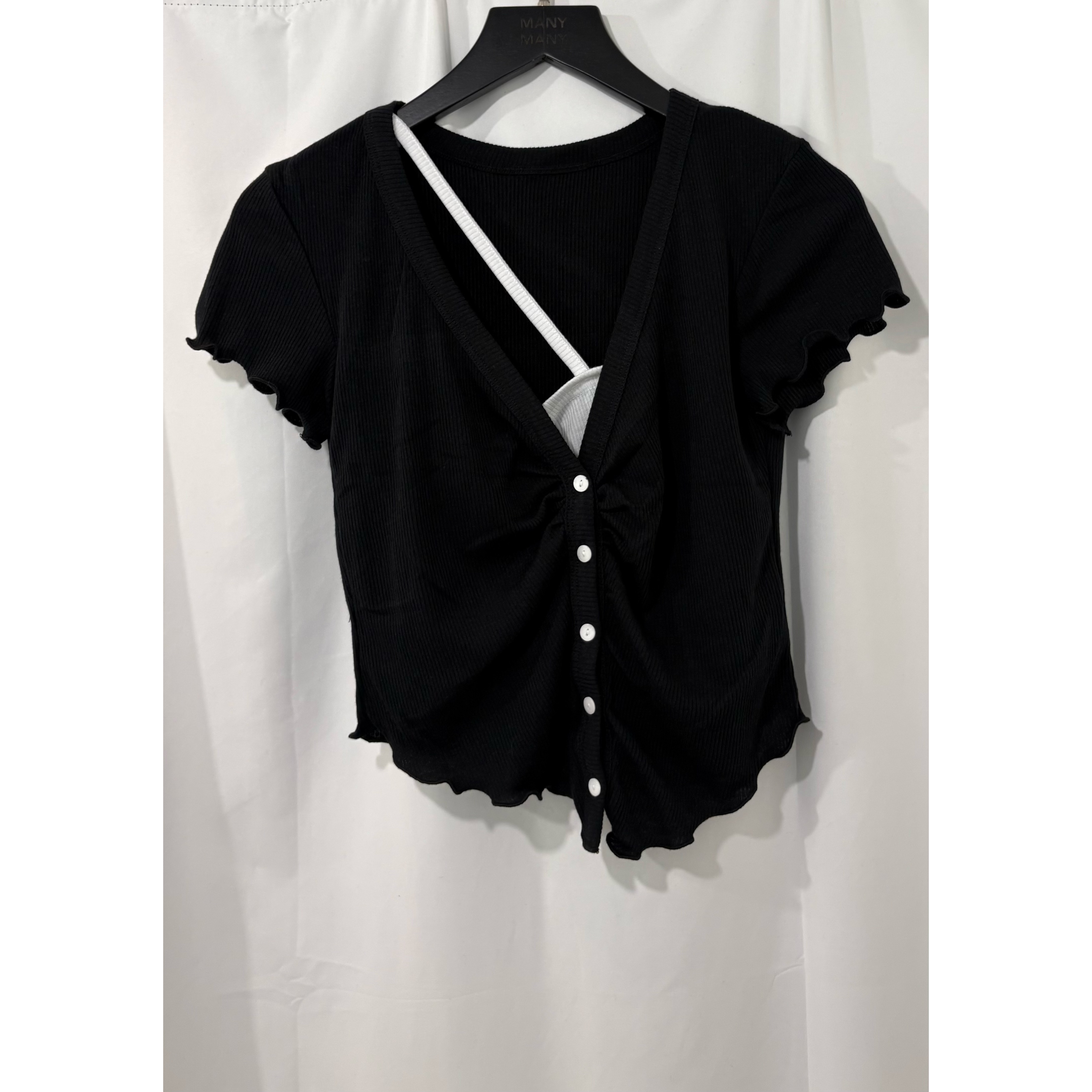 優惠價7月24截🩶2607L《BUTTON FAUX 2-PIECE TOP》