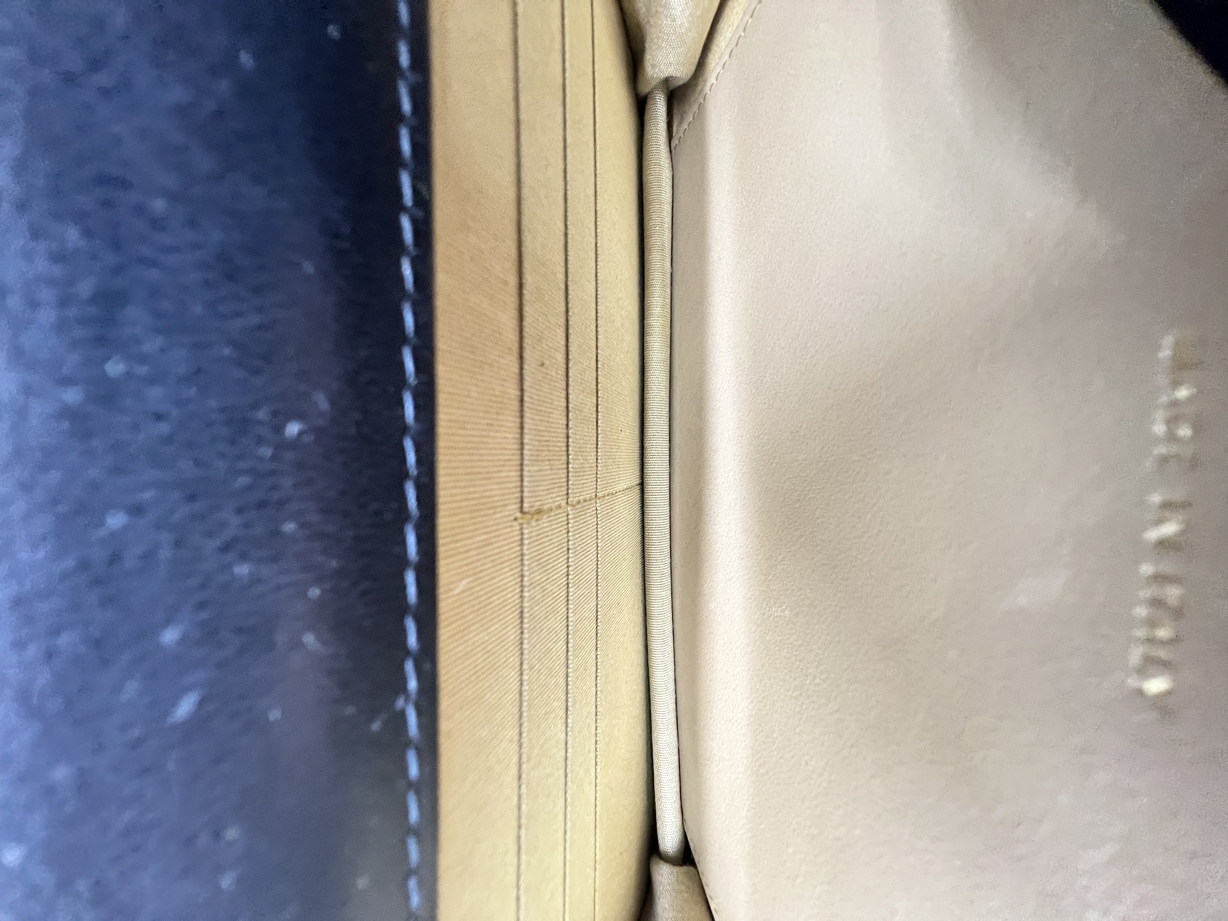 Pre-Owned CHANEL WOC Crossbody Bag / Product Code: 26041615