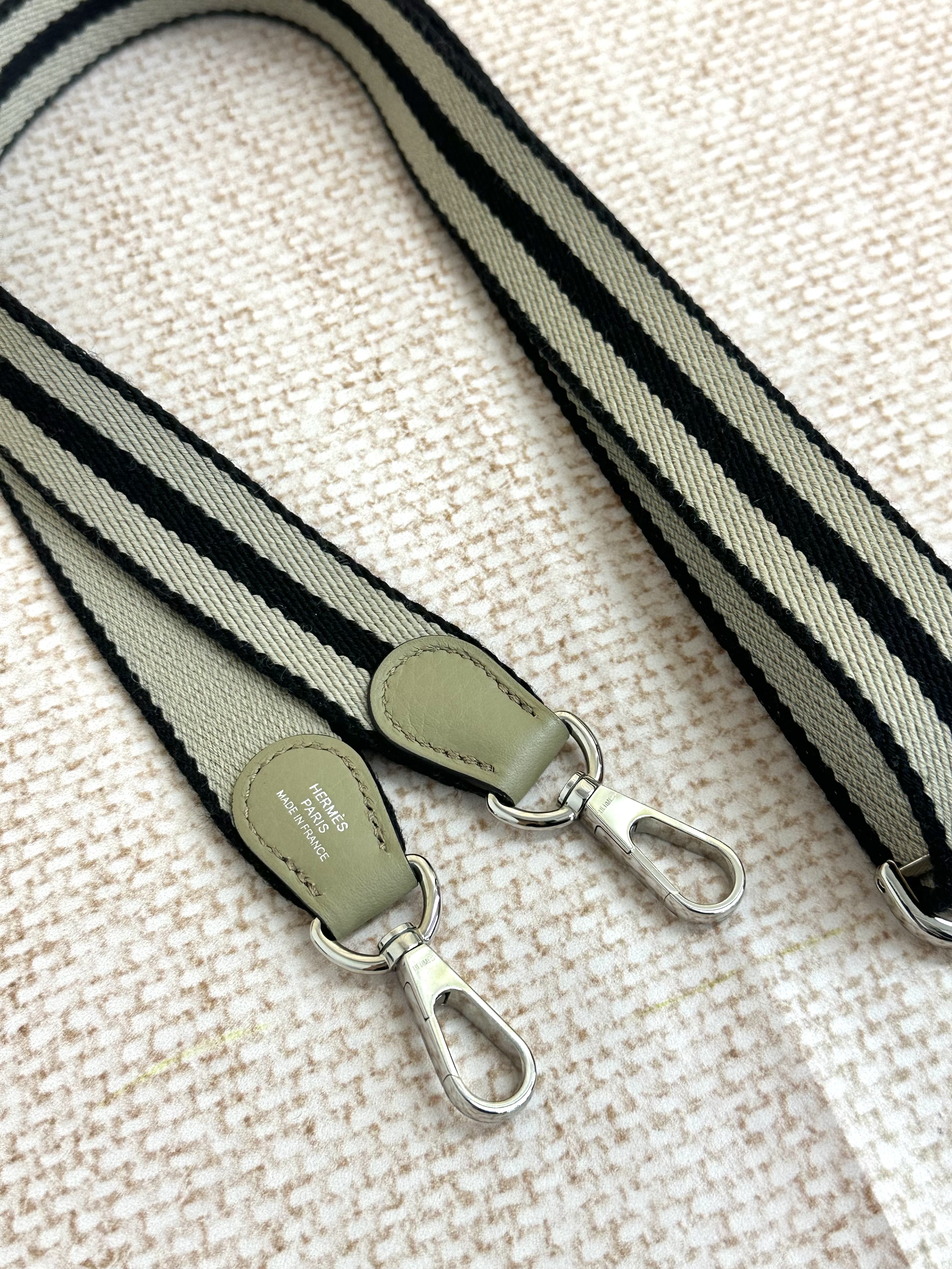 Pre-owned Hermes MiniE / Stamp W/ Product Code: 26040209