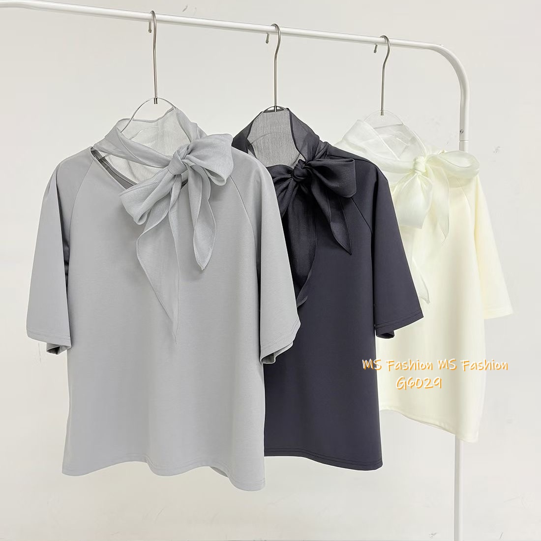 G6029 韓國🇰🇷靚料V領蝴蝶top