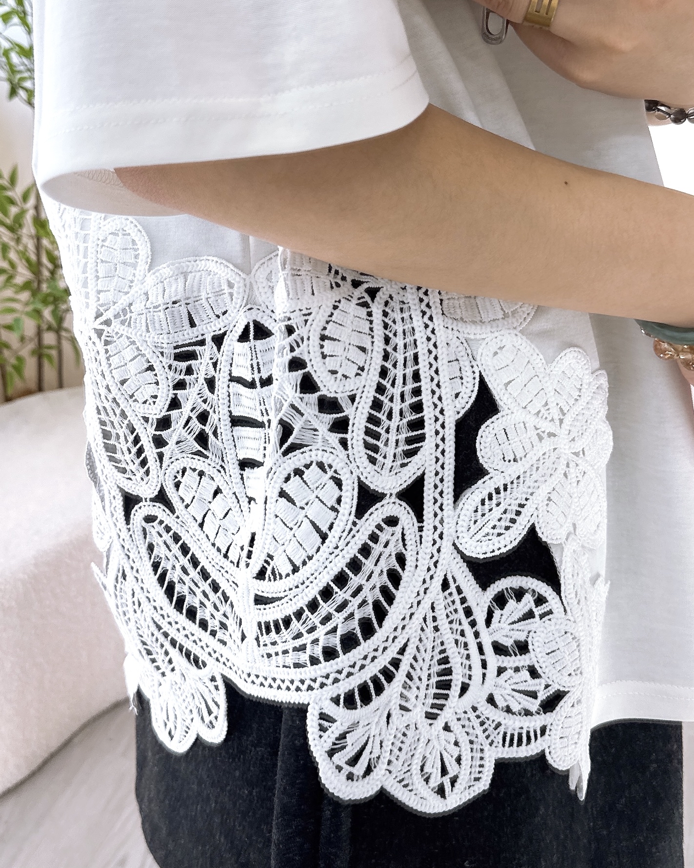 滑身空氣棉拼通花上衣 3色