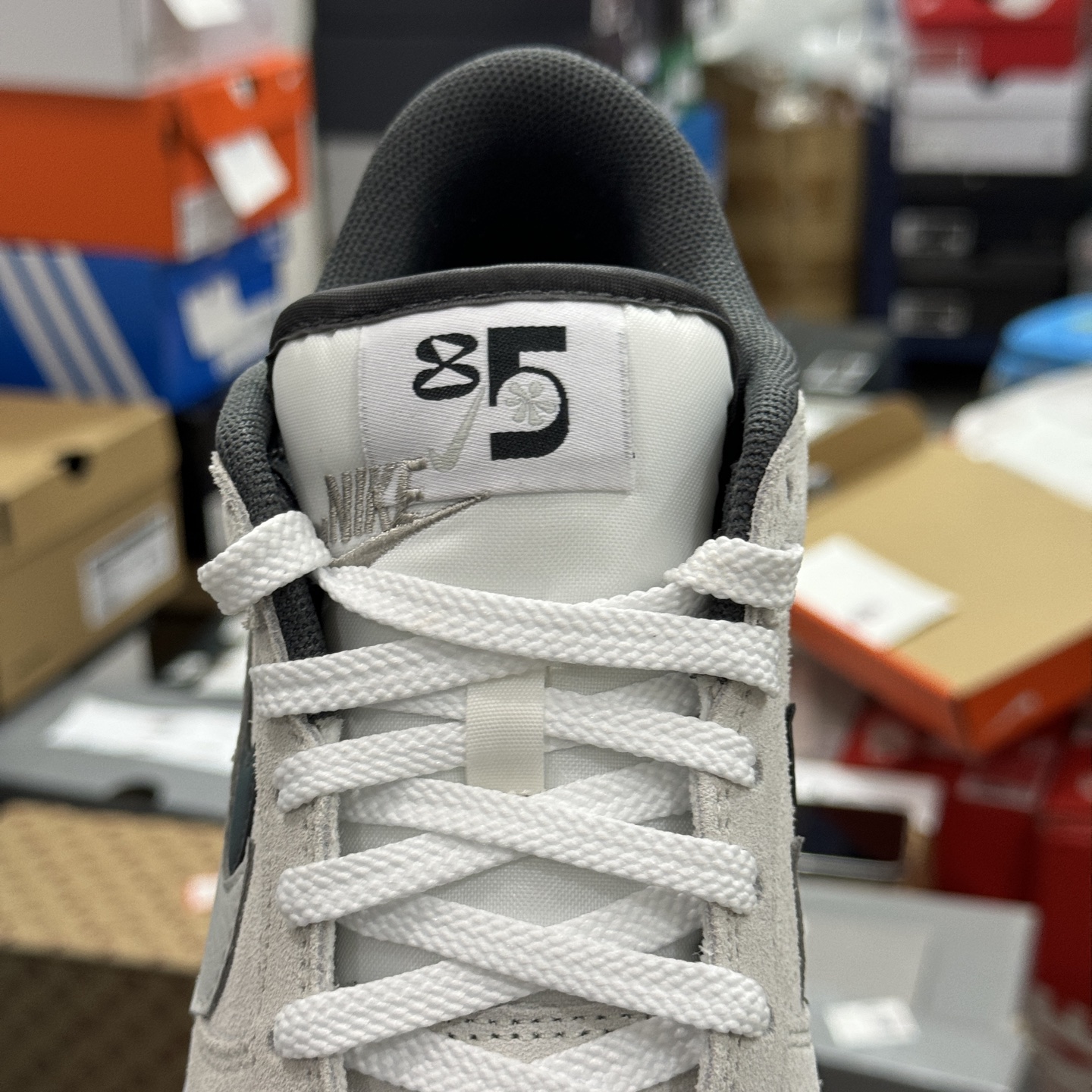 Nike Dunk Low SE 85 "Double Swoosh" HV1800-101