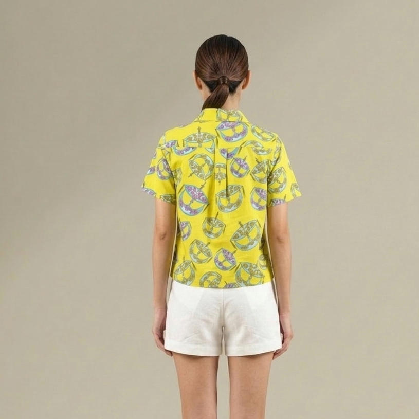 T9520 - Wau Bulan Boxy Shirt