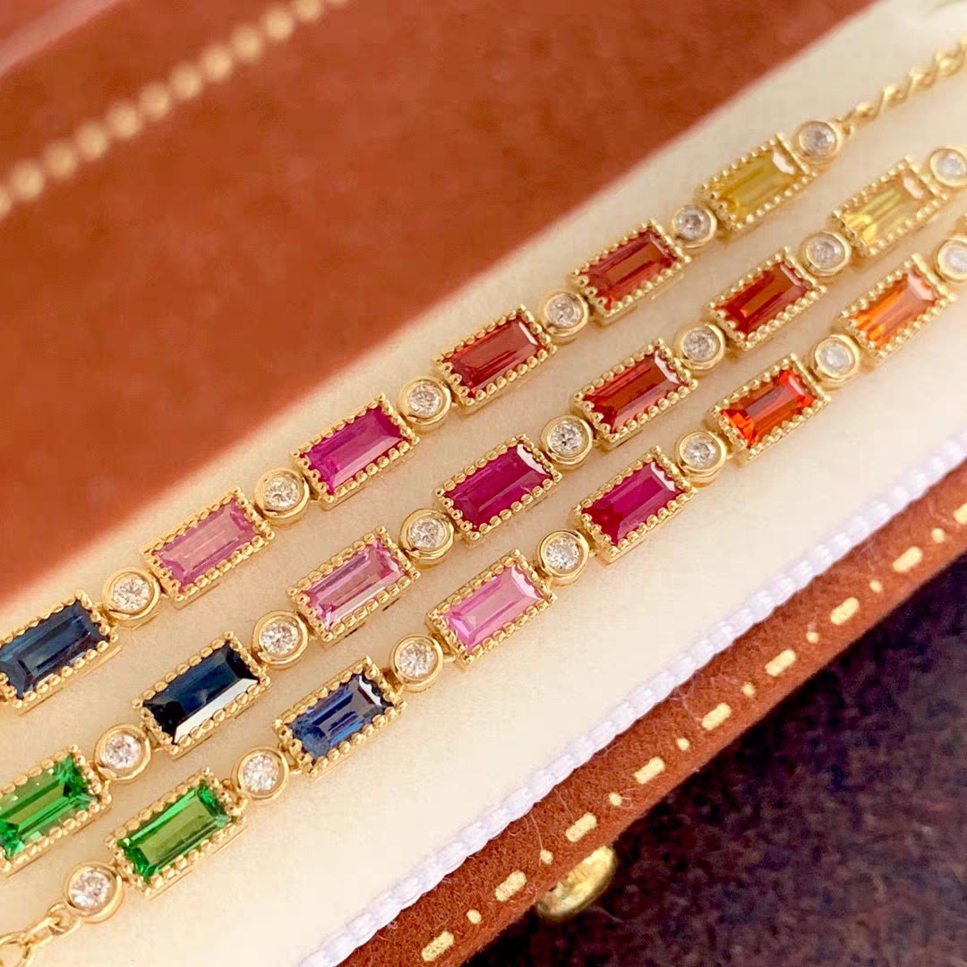 18K Fancy-color Sapphires Diamond Bracelet 