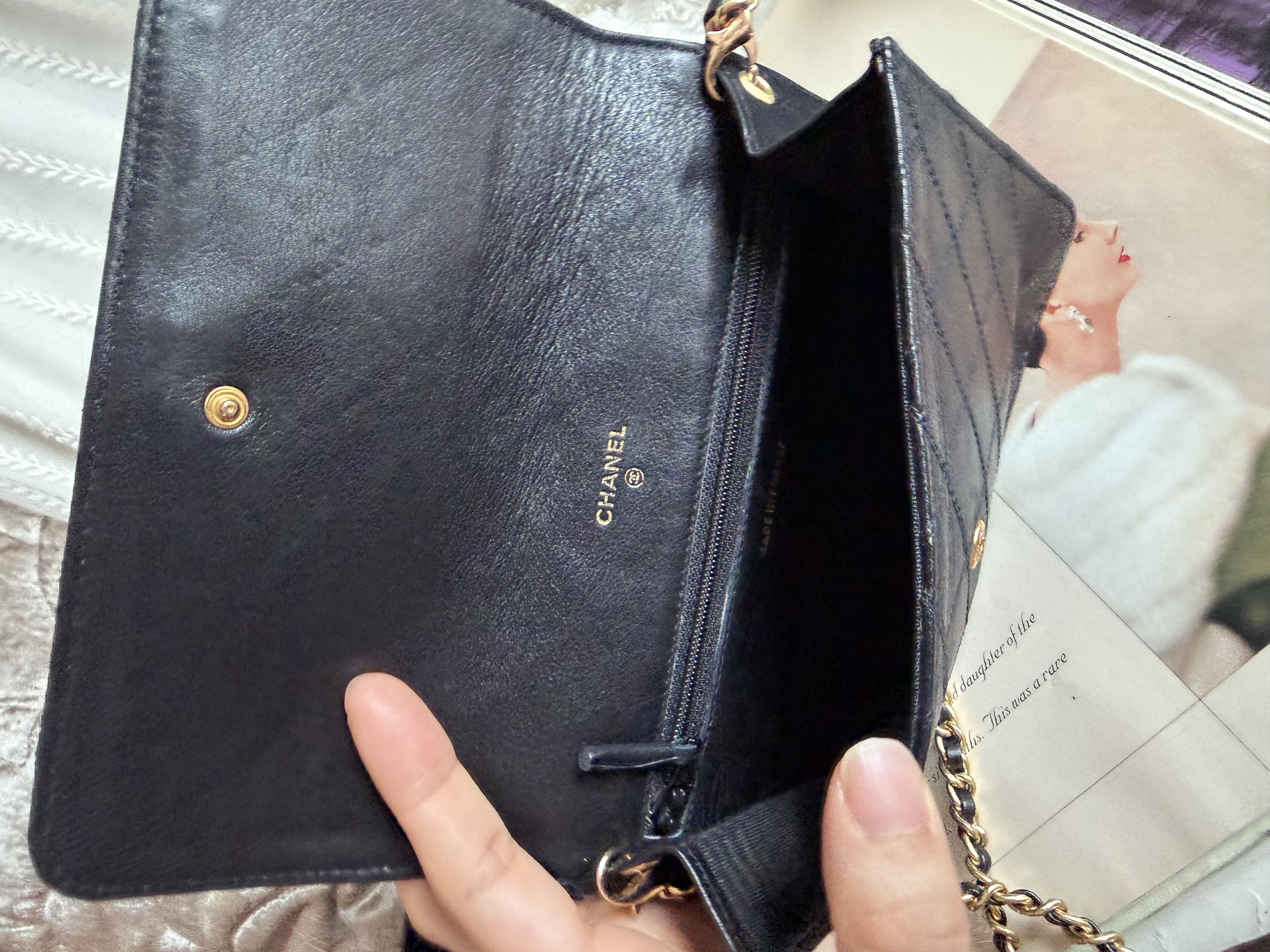 chanel cc black matelasse  black leather flap cutch bag