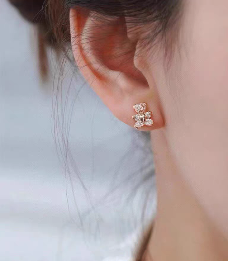 18K Diamond Earrings 