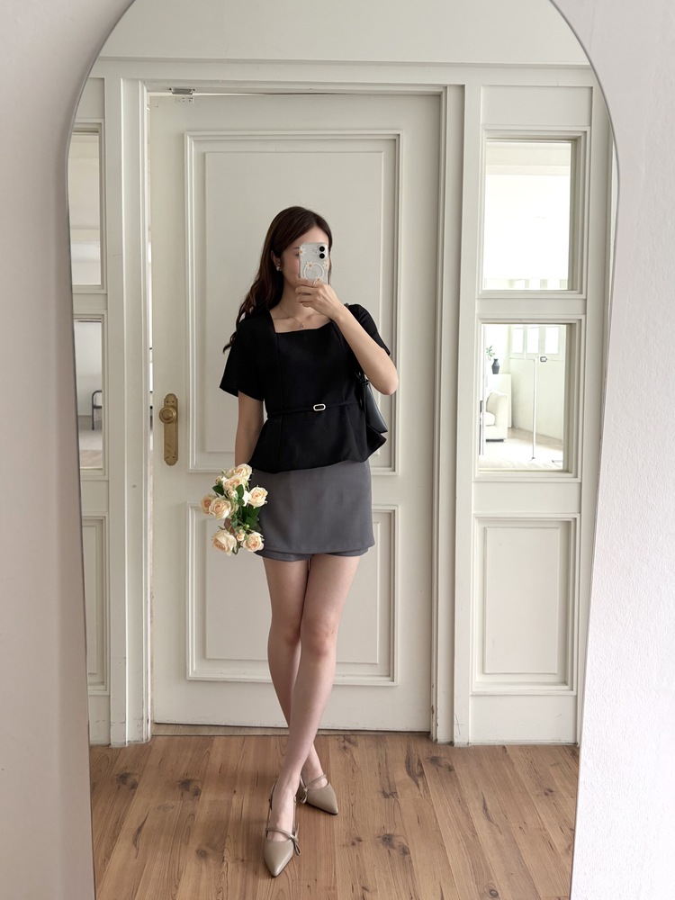 Square Neck Belted Blouse (Black)
