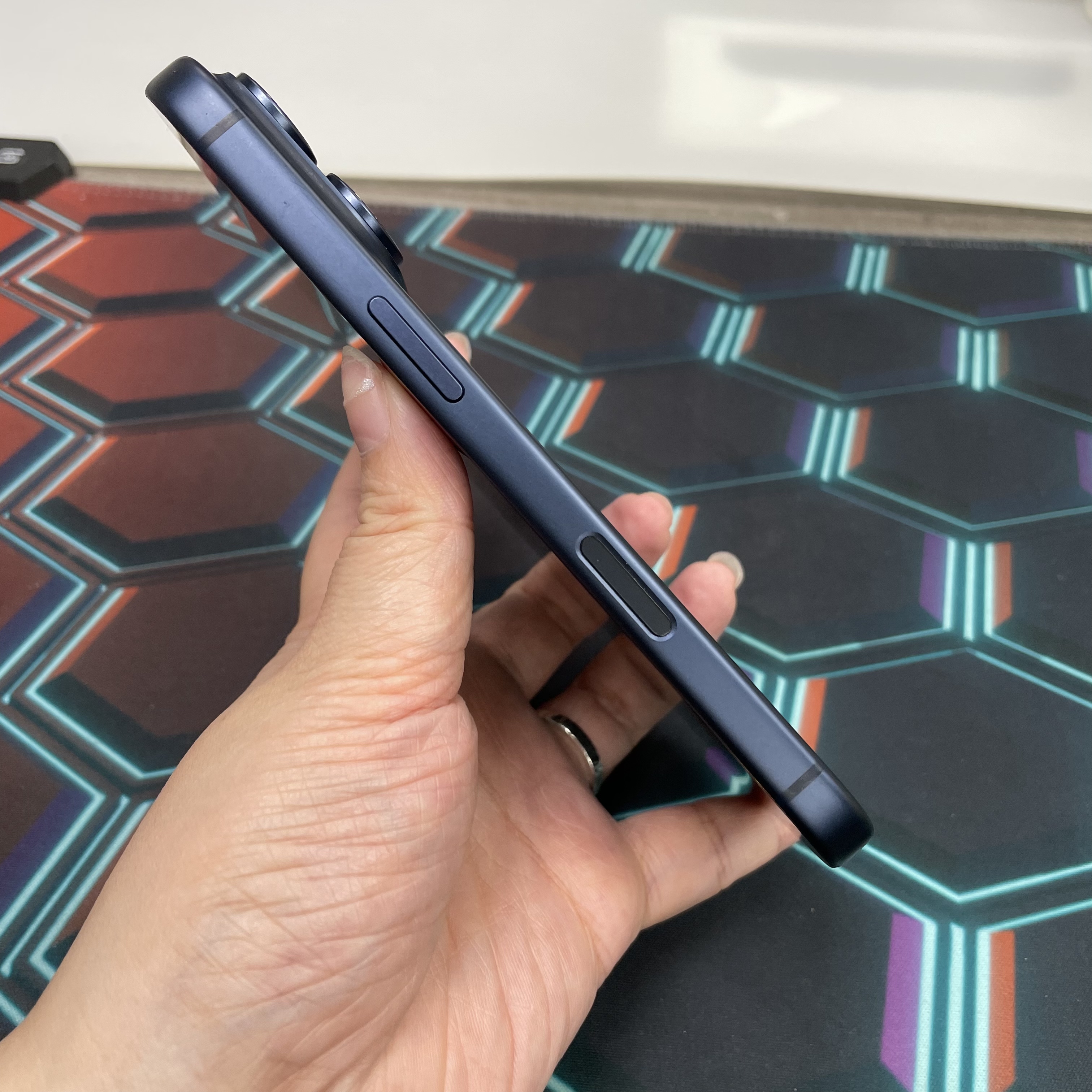 *7839 17pro 勁靚機 1TB 電99 藍色 blue