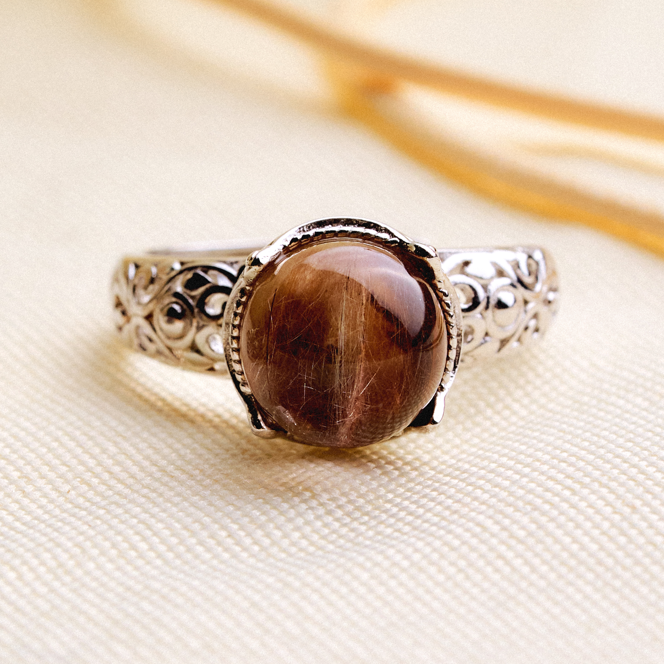 Macaroon Mood Ring