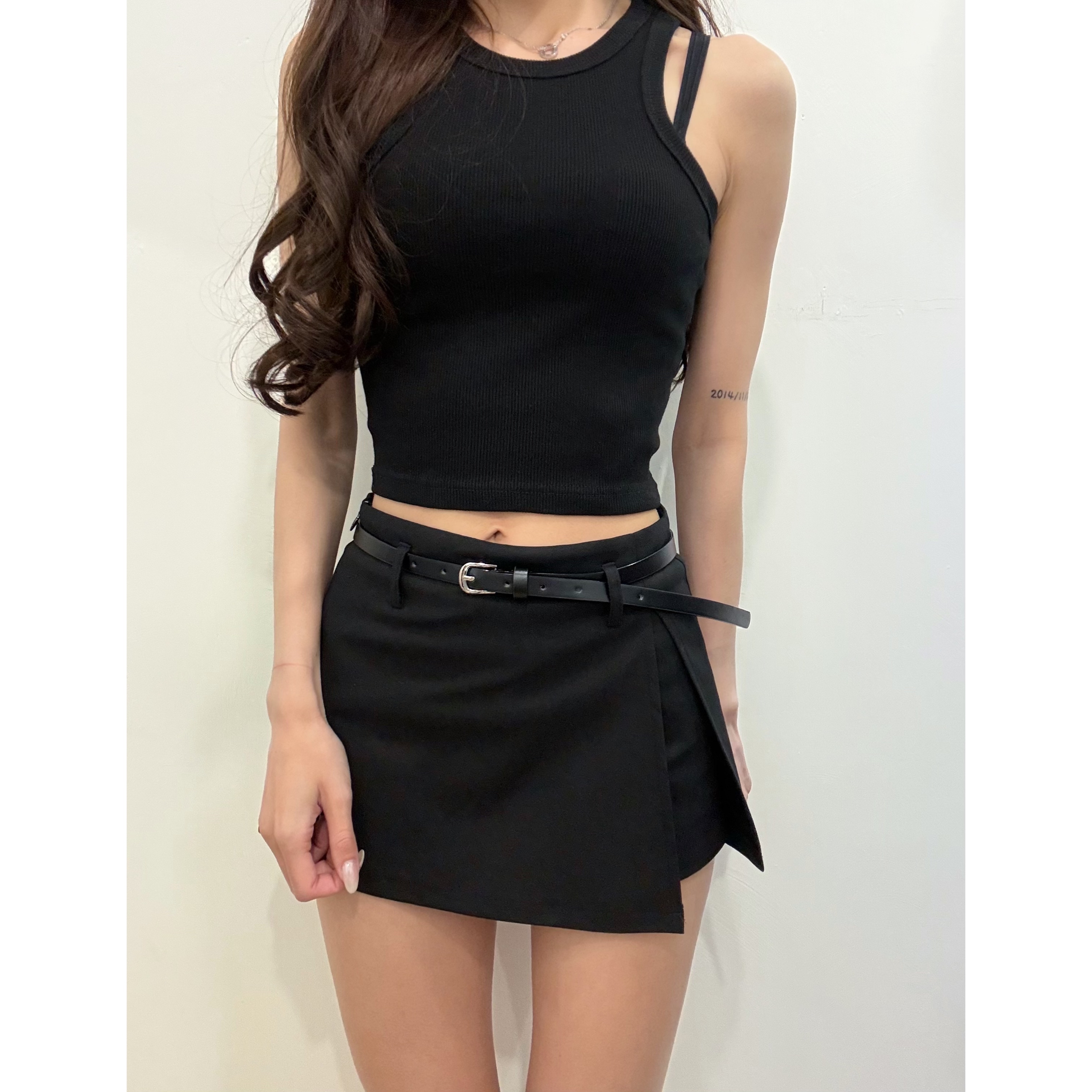 新品價4月22截🤍2604O《WITH BELT V-SLIT SKPT》