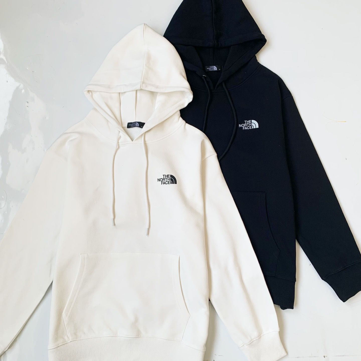 $158件。Tnf露營車連帽衛衣