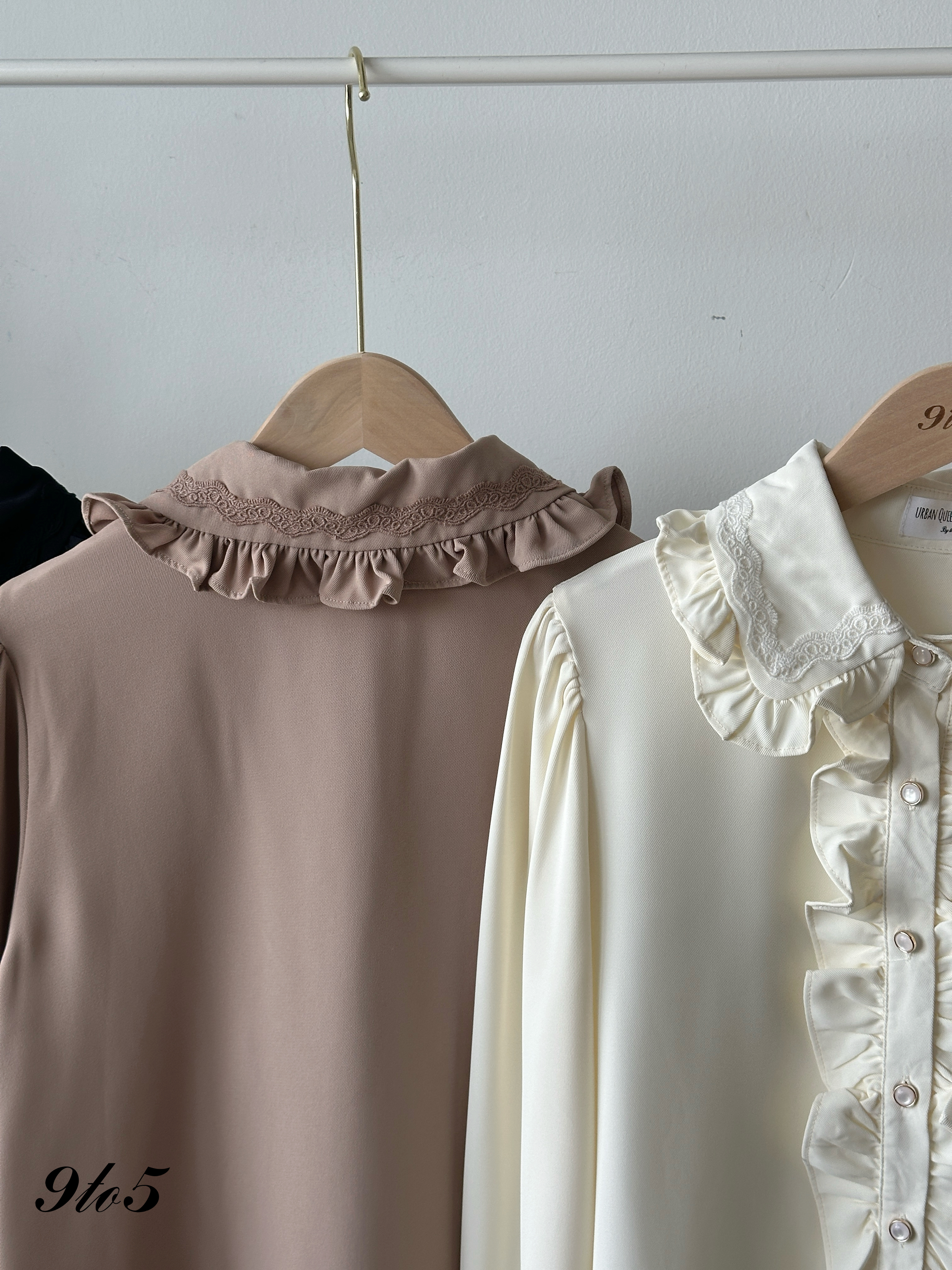 T4191 Puff Sleeve Ruffle Shirt - 3 Colors 