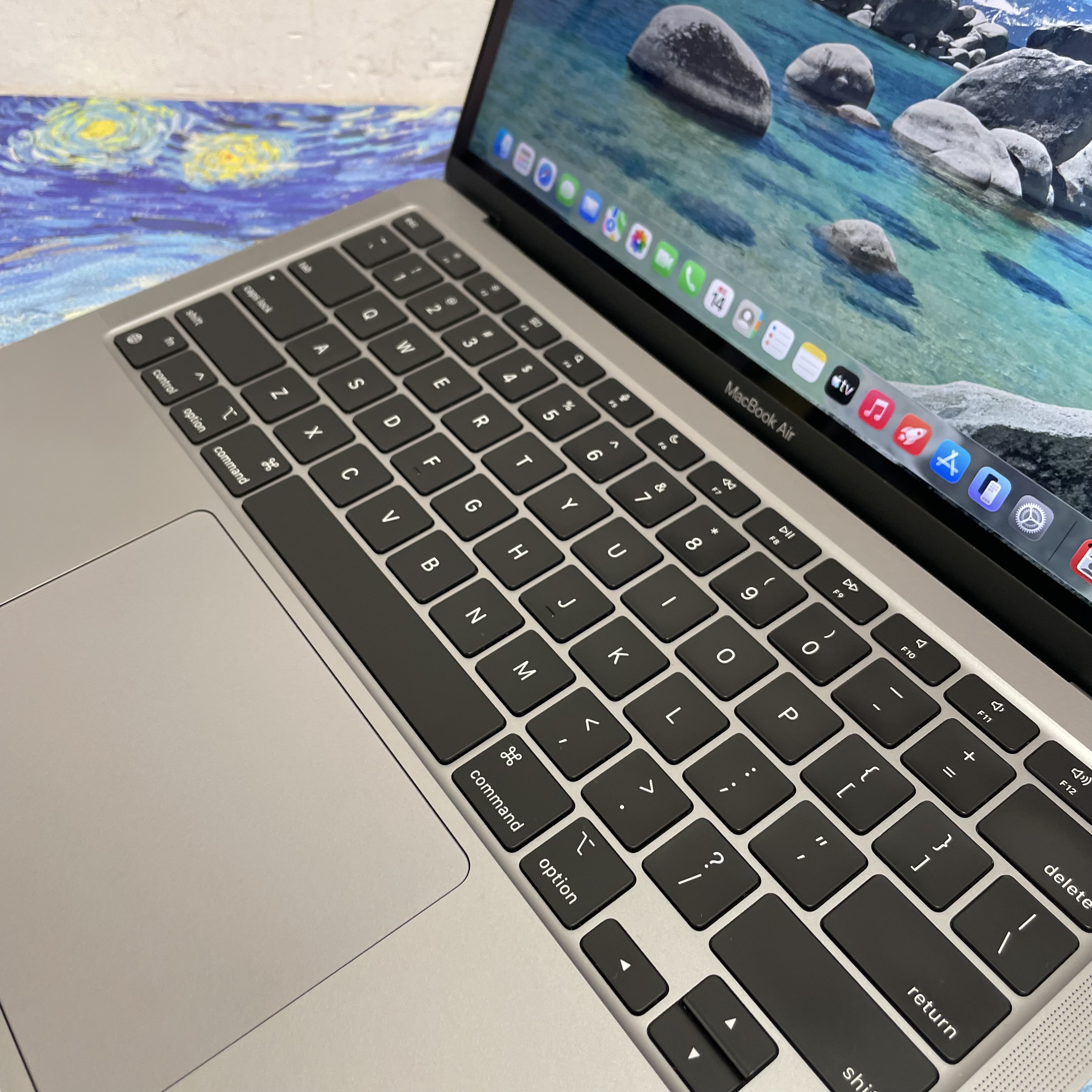 #5982 MacBook Air 2021/M1 CPU/8GB Ram/256GB SSD/Touch ID/13吋Mon/灰色