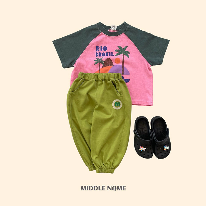 🇰🇷middle name tee