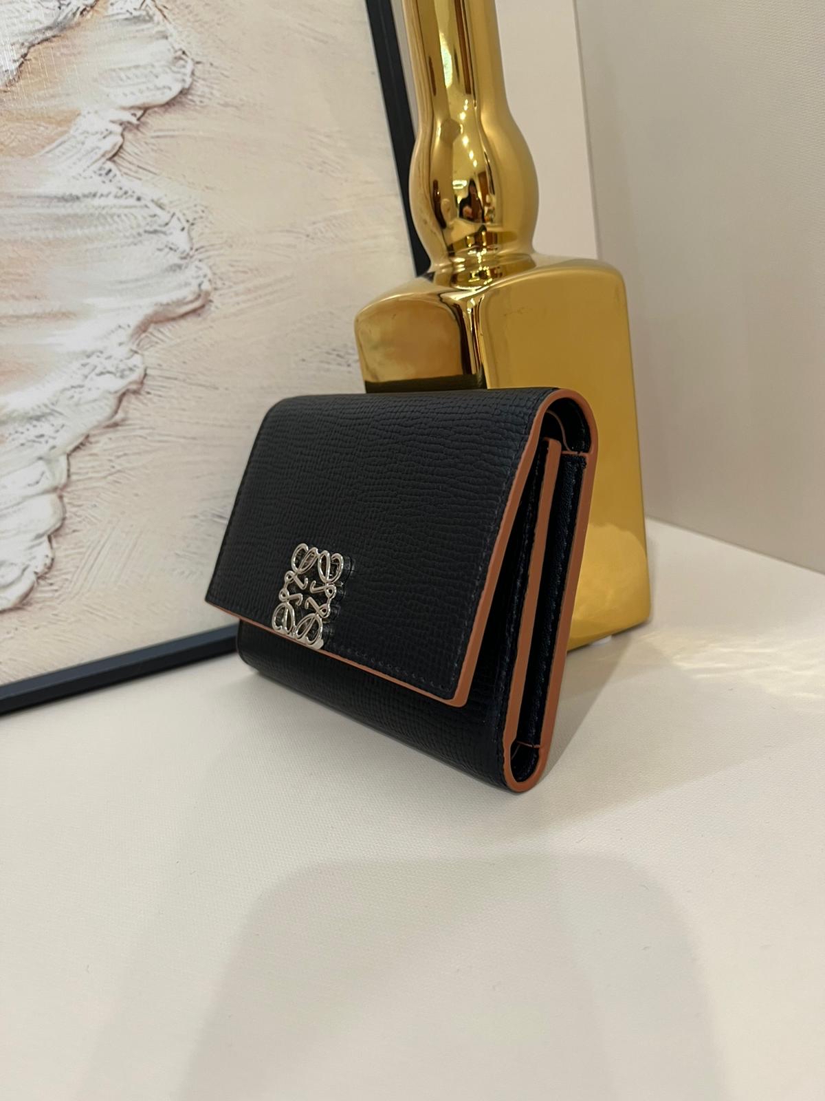 Loewe Wallet calfskin 98%new ✅dust bag 