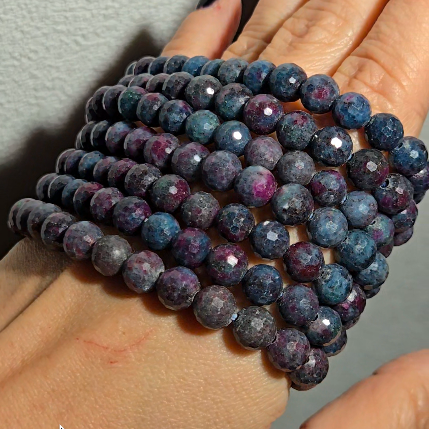 Ruby in kyanite faceted bead bracelets with UV, smaller beads - RBY146