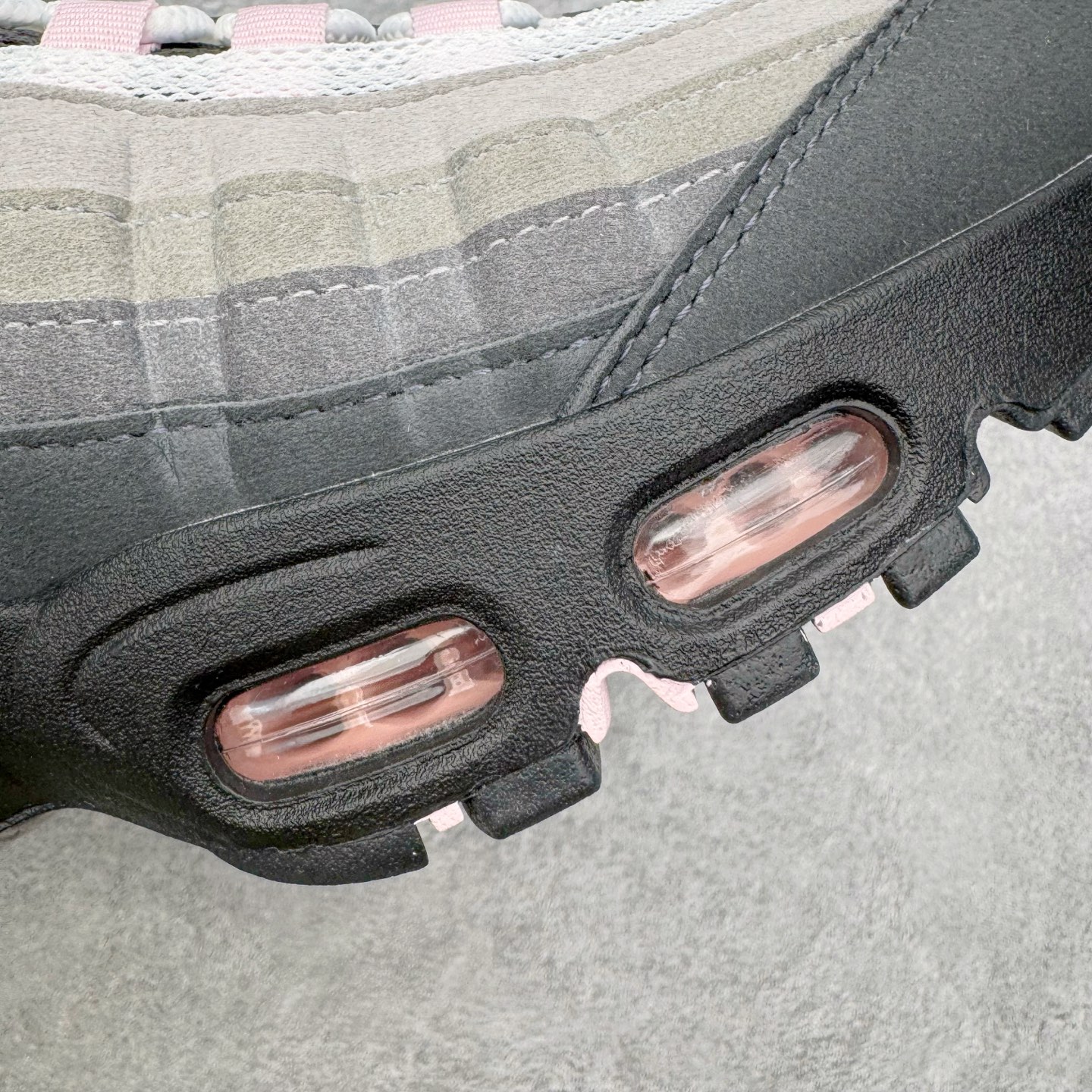 Nike Air Max 95 OG "Pink Foam" HJ5996-001 