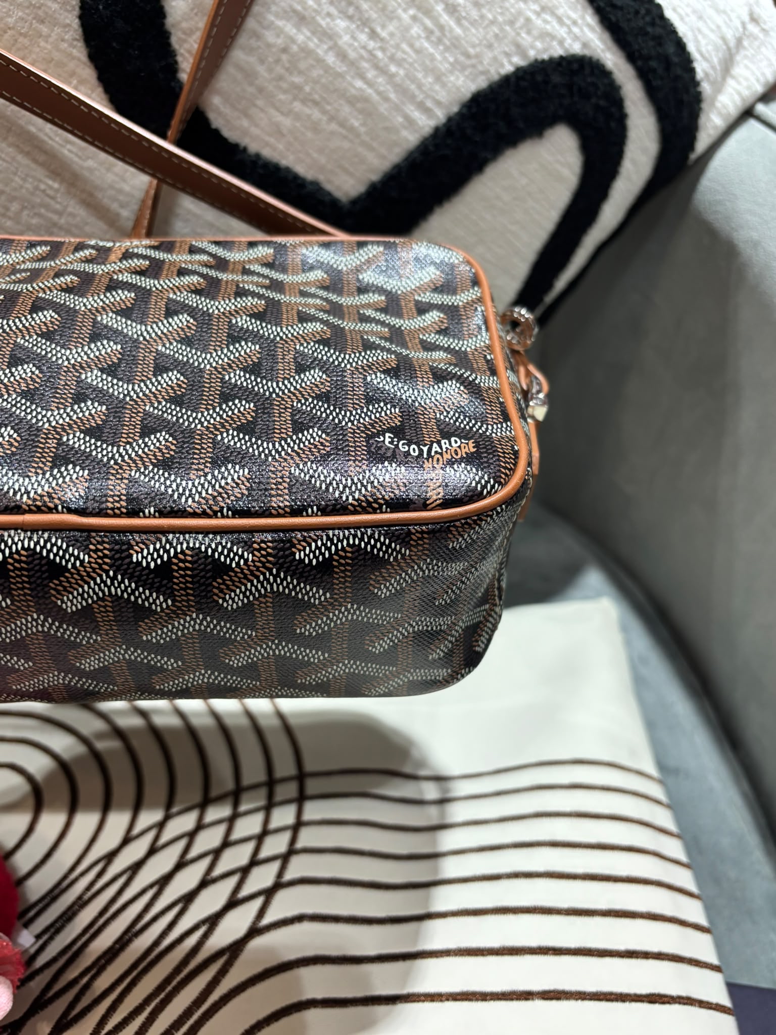 Goyard cap vert pm bag tan 焦糖黑100%Authentic ,93%new ✅dust bag