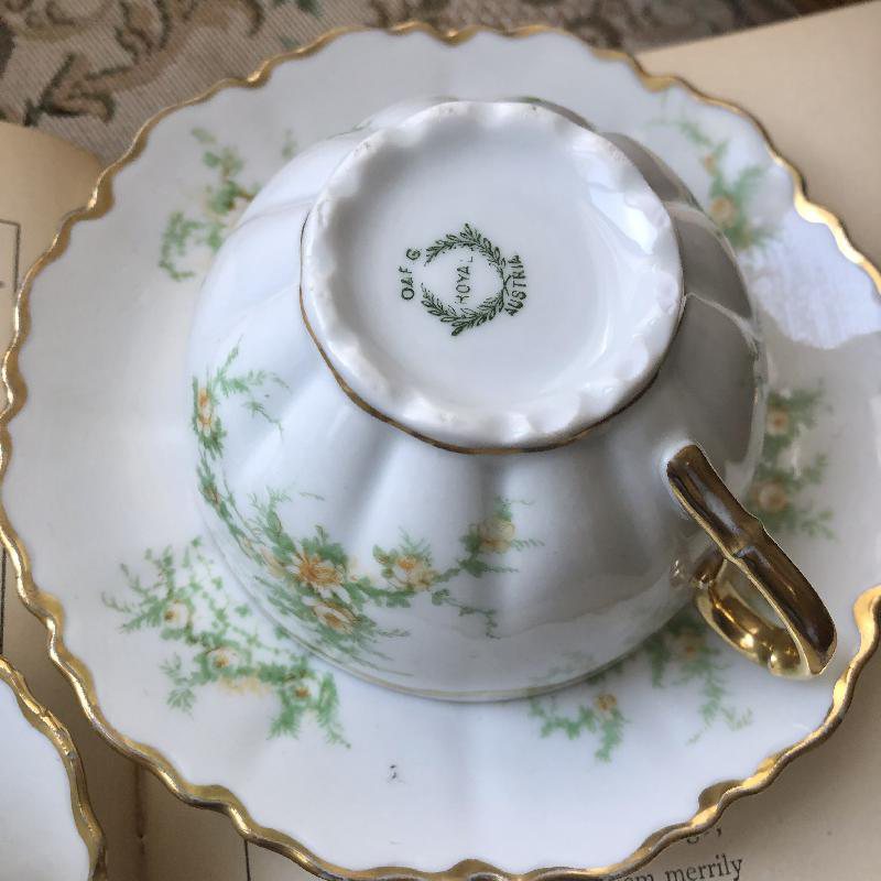 Antique 1889-1918 Made in Austria Hand-painted Floral Tea Set Duo Pair(MT086)
