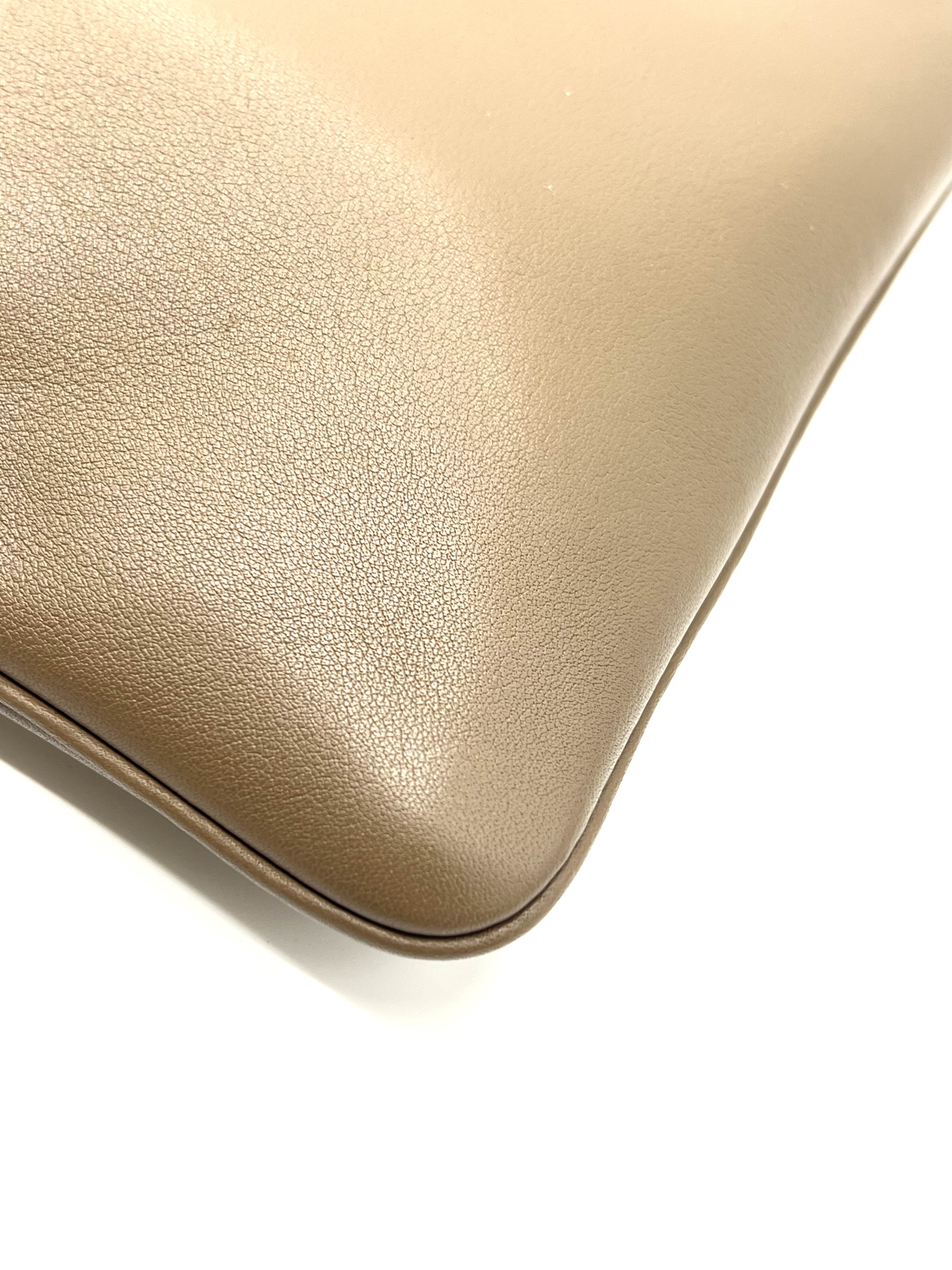 Pre-Owned HERMÉS Aline Mini Stamp Y / Product Code: 26041706