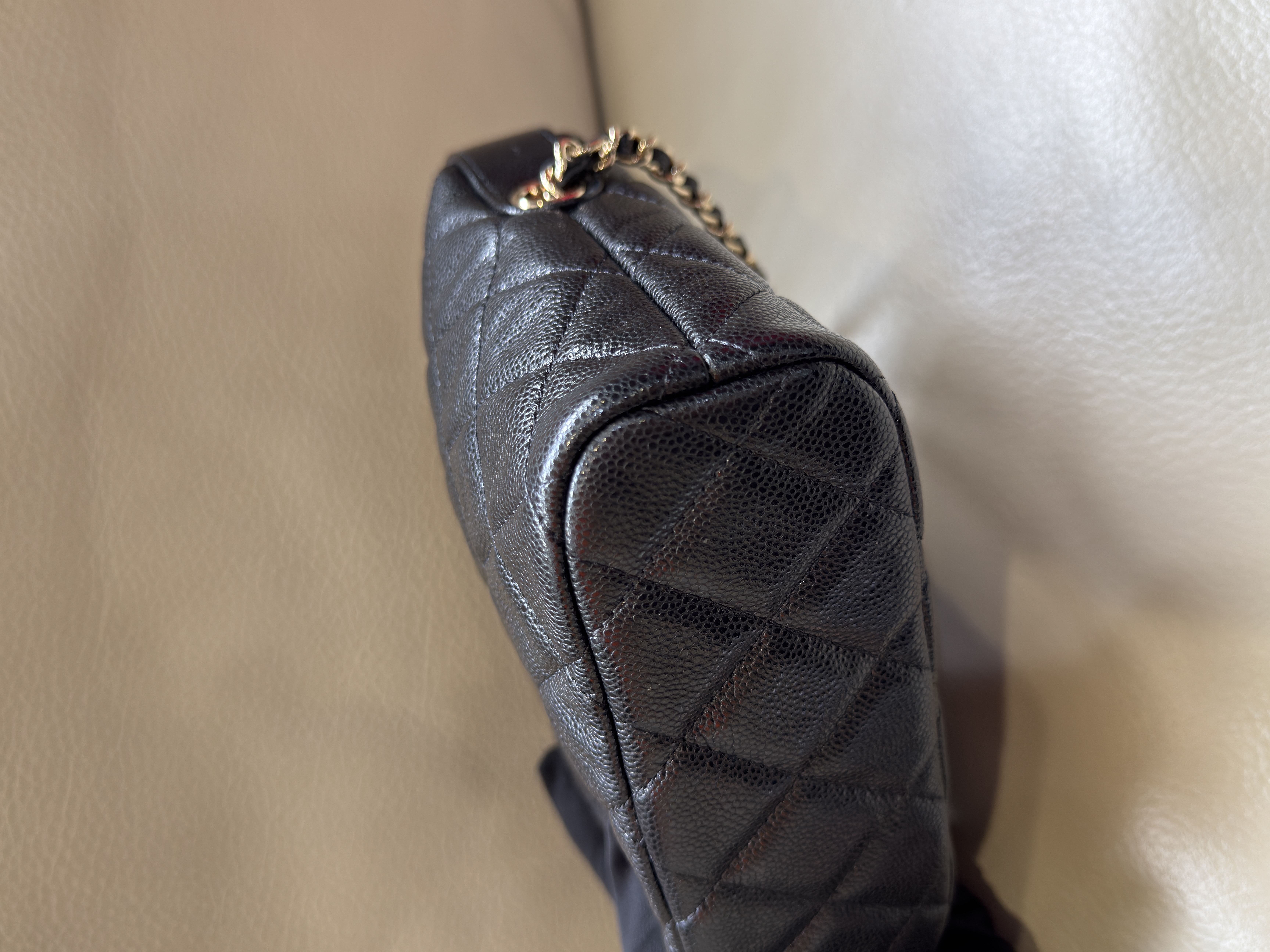 Pre-Owned CHANEL 25C Hobo Bag / Product Code: 36042428