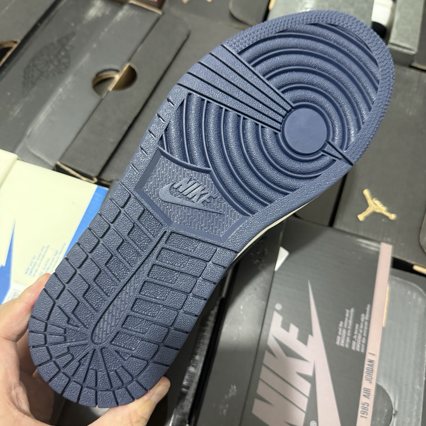 Nike Air Jordan 1 Low "Obsidian" CZ0790-400
