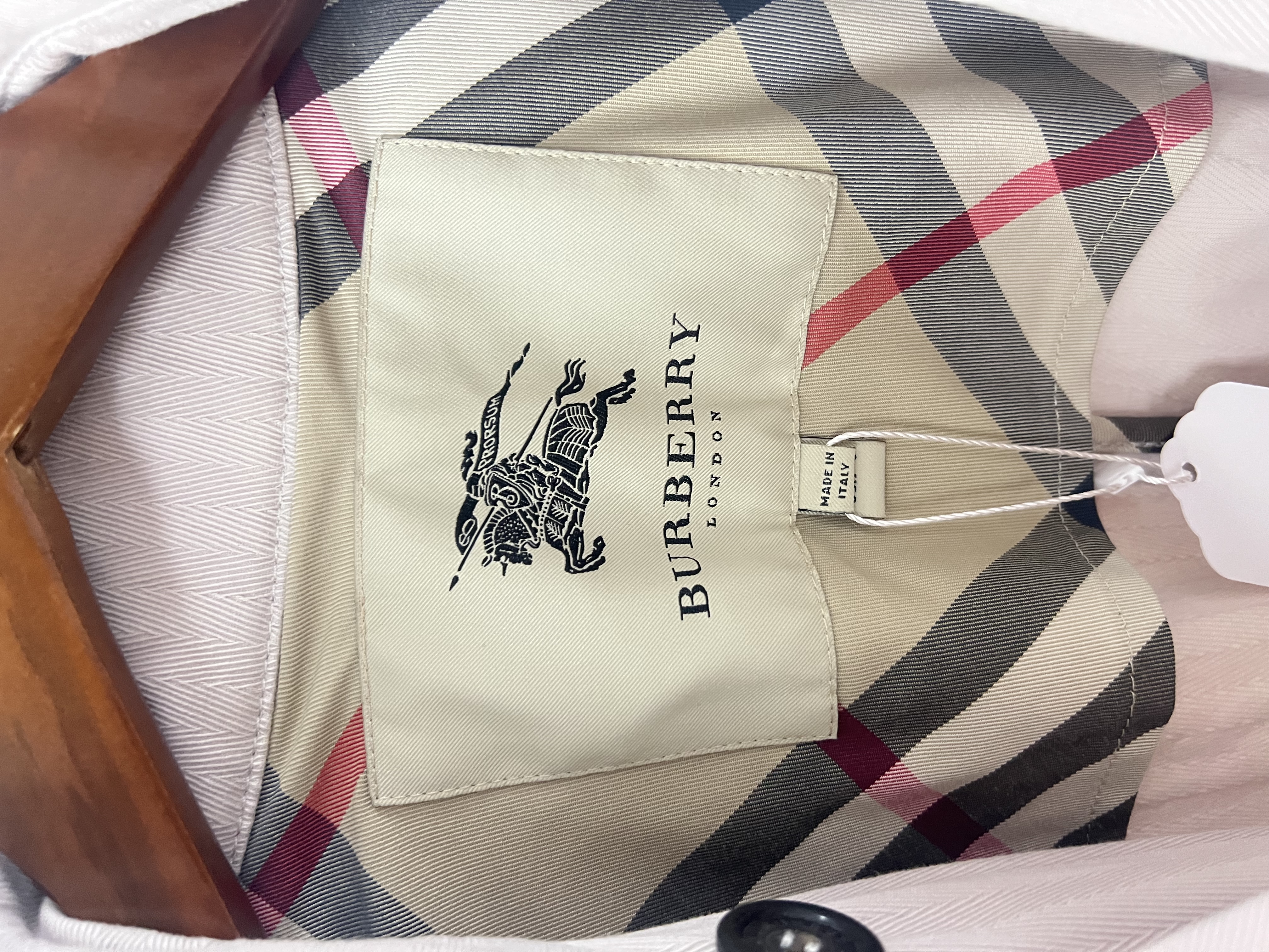 Pre-owned Burberry London Coat / Product Code: 26052110