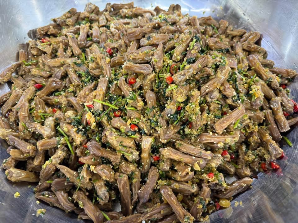  🚗 Car Mom Mom Kitchen 💯「優質即食餸包」  😋韓式滋味😋（冇激素）鴨🦆舌👅**