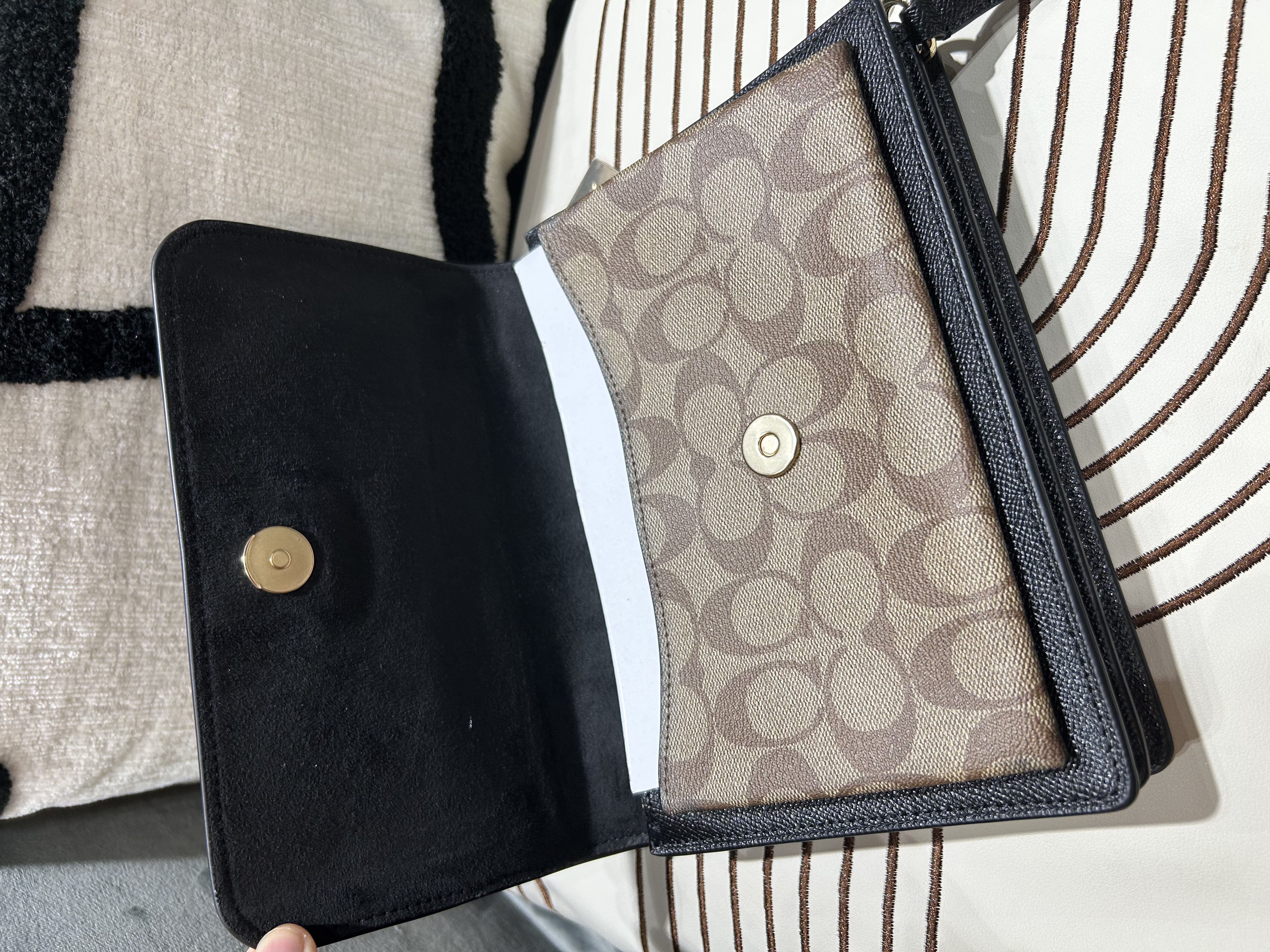 Coach Crossbody Bag 100%Authentic, 98%New