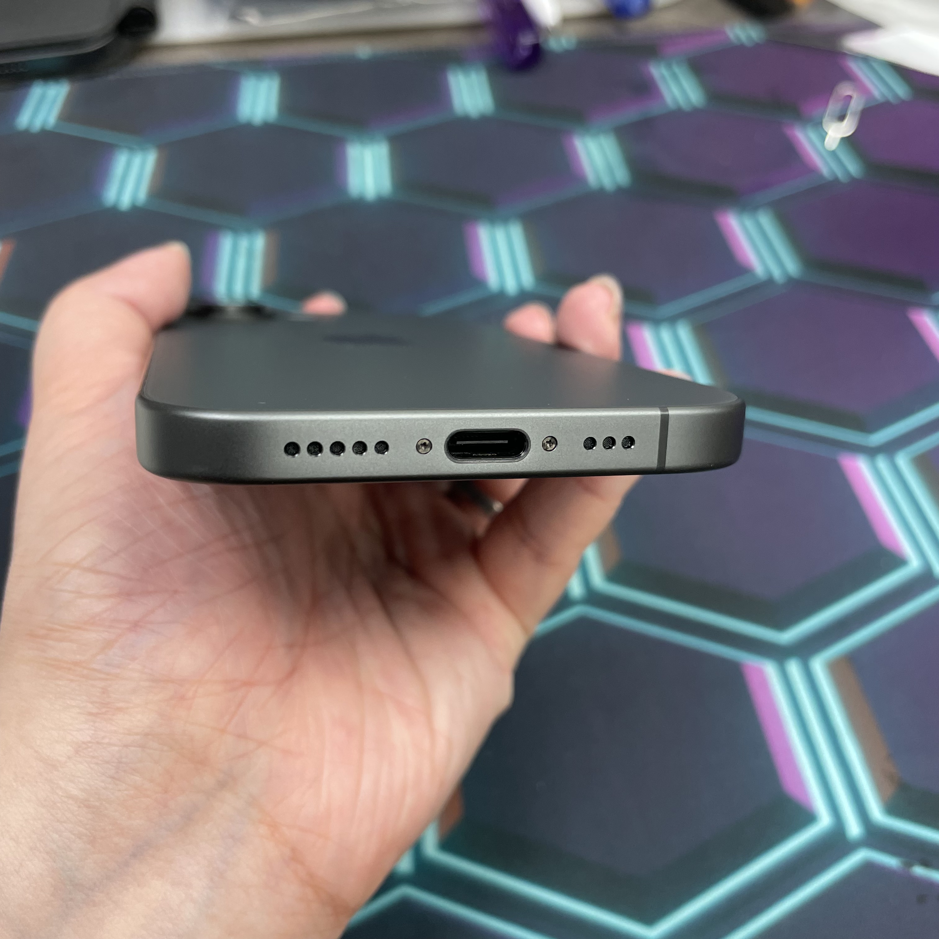 *8120 17 勁靚機 256GB 電100 黑色 black