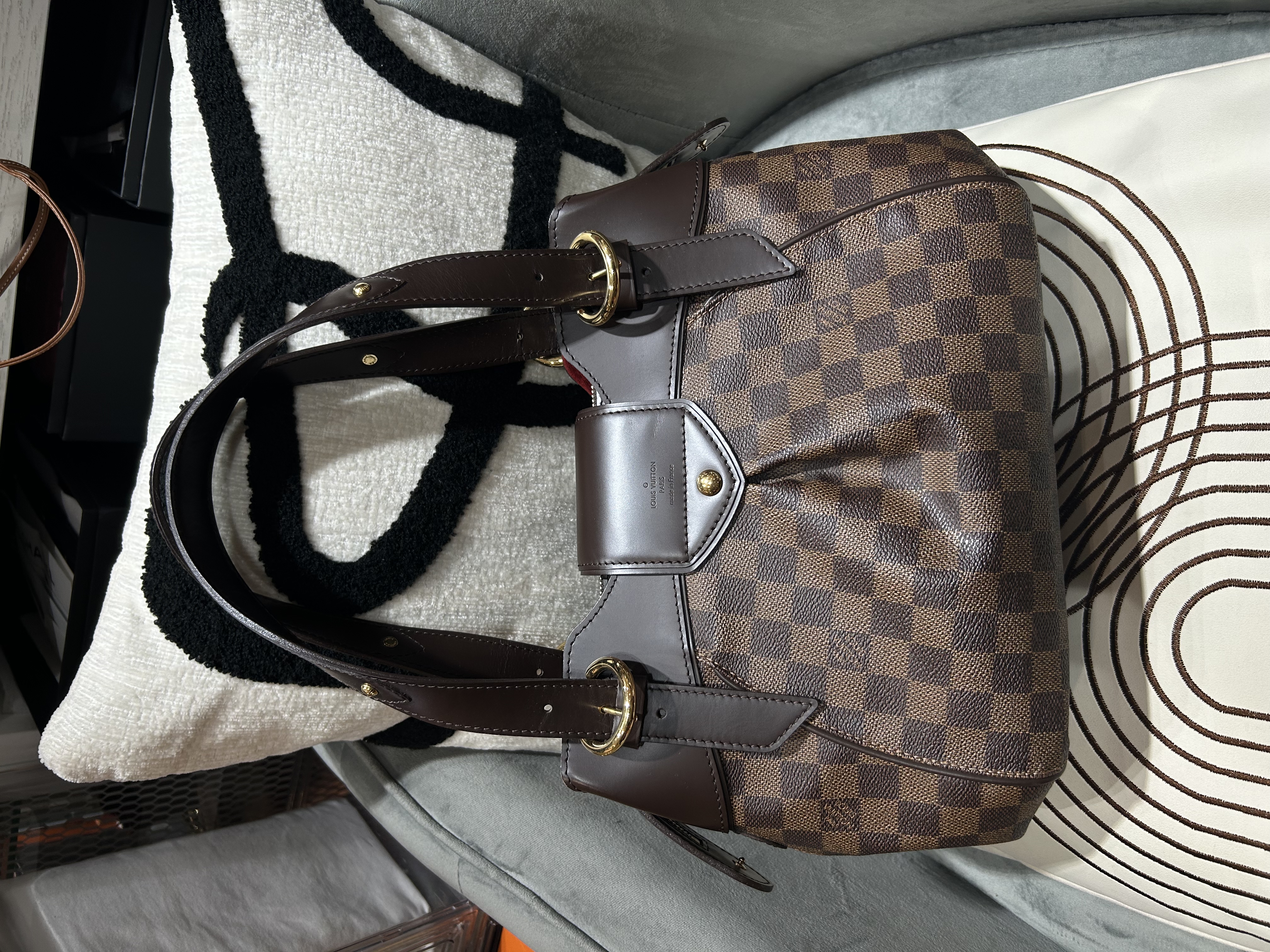 Lv sistina damier shoulder bag  100%Authentic ,98%new✅dust bag