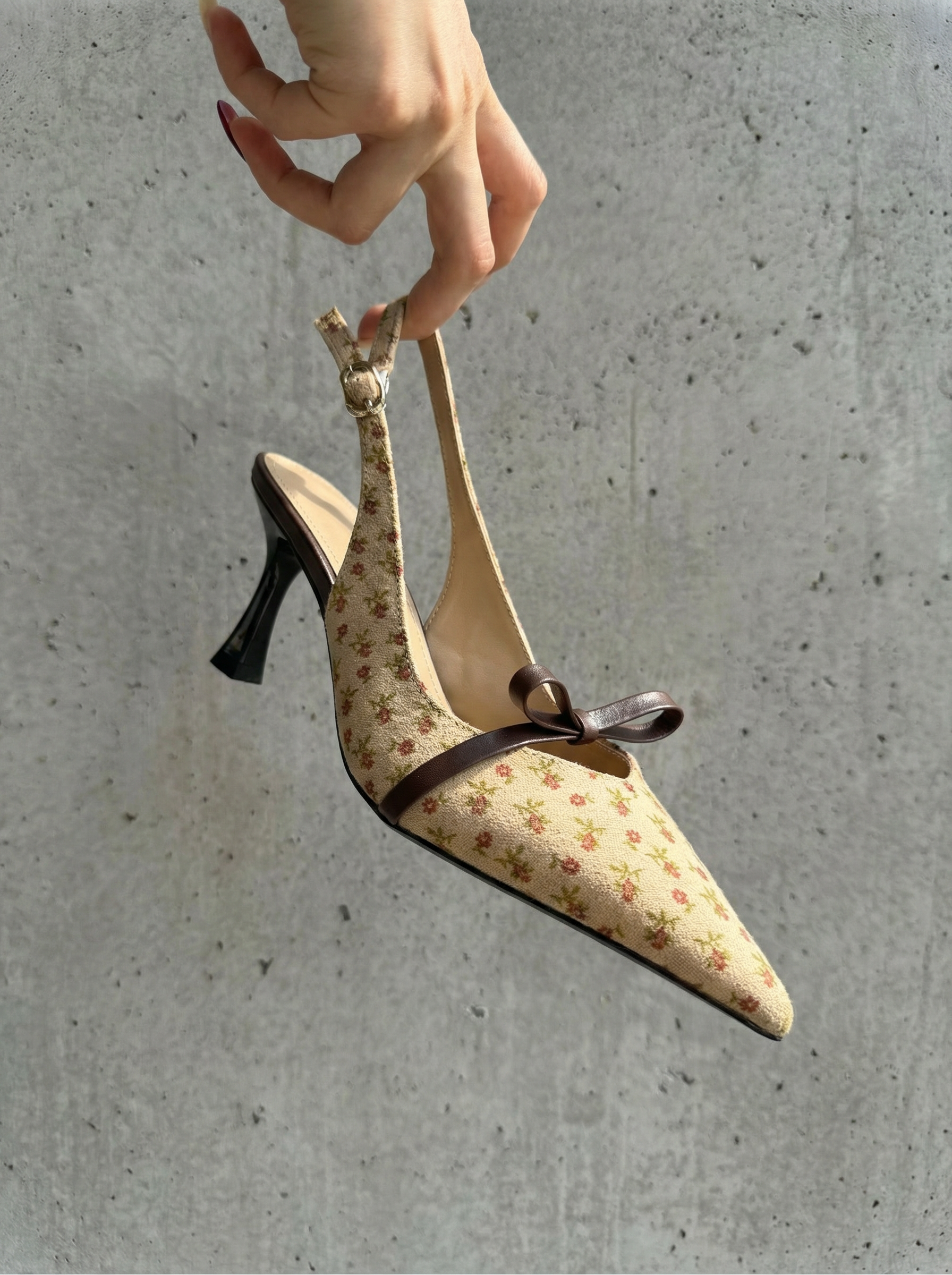 復古花卉印花露跟