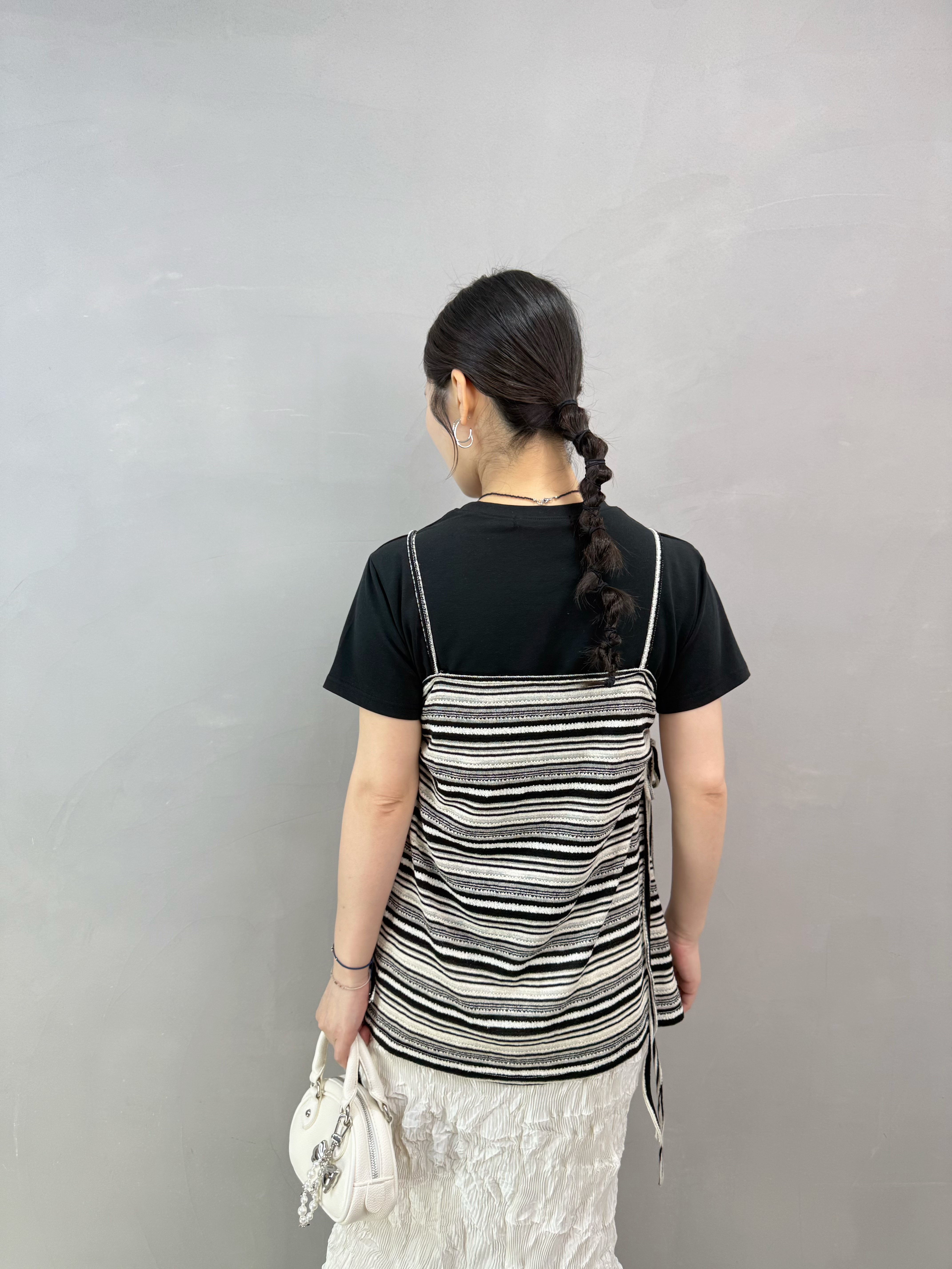 R63 淨色圓領彈性棉Tee