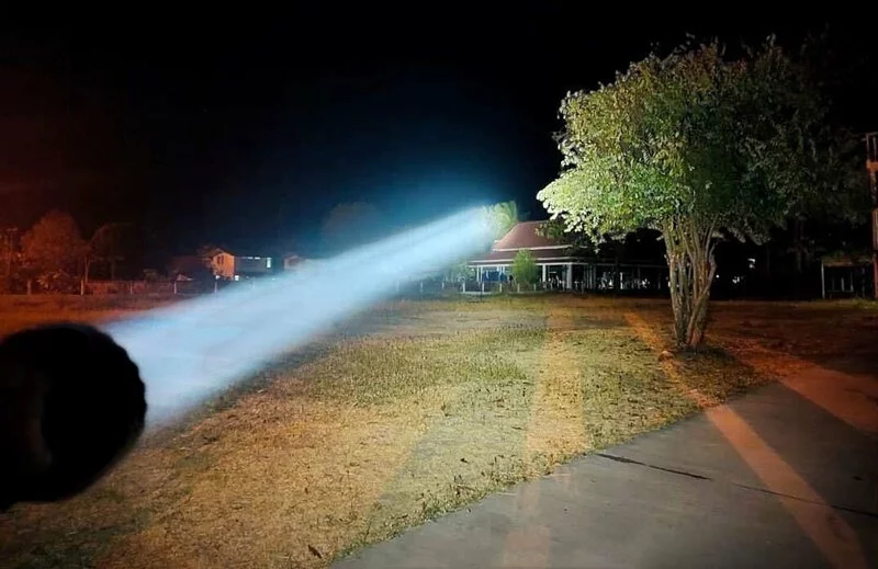 ACEBeam L19 2.0 遠射電筒