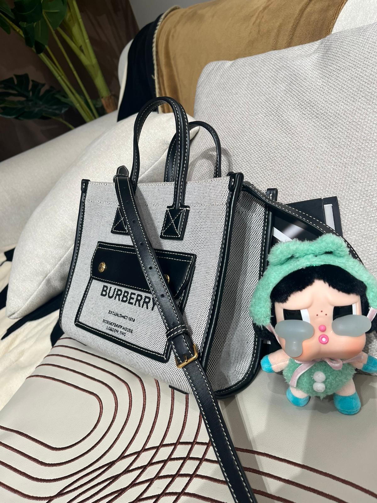 Burberry Freya 2way bag  100%Authentic, 98%new ✅dust bag 