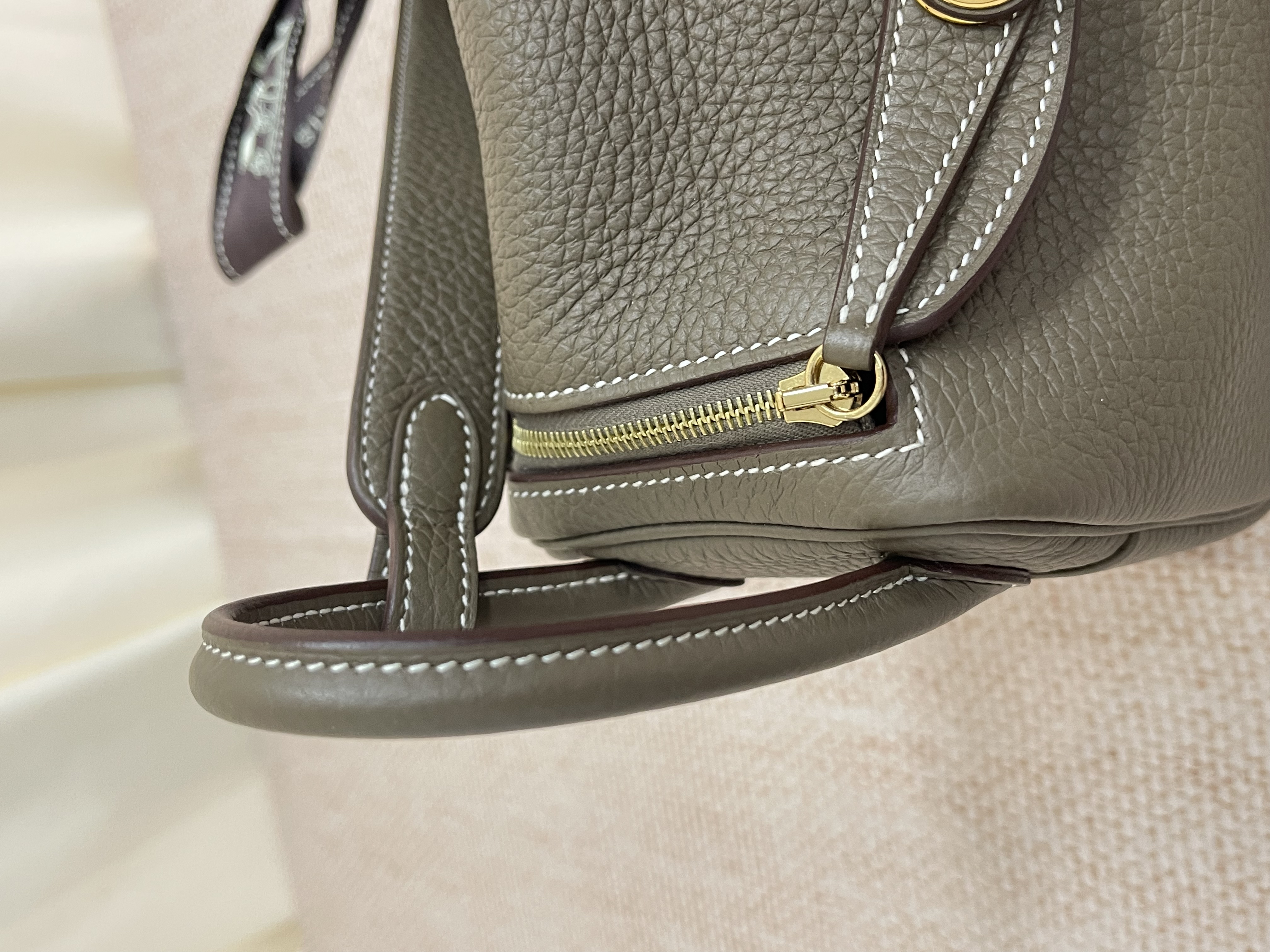 Pre-owned Hermes Mini Lindy/ stamp B/ Product Code: 26052902