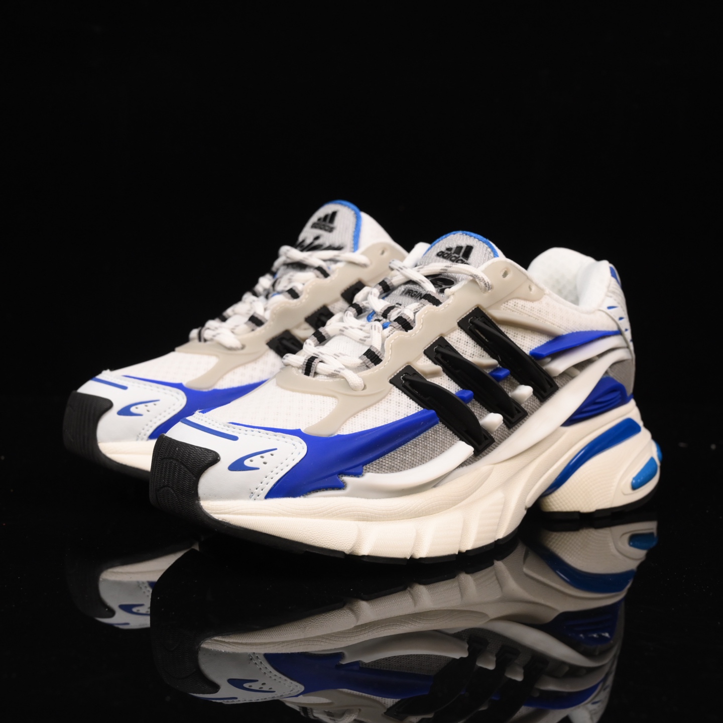 Pharrell Williams x Adidas Adistar Jellyfish 