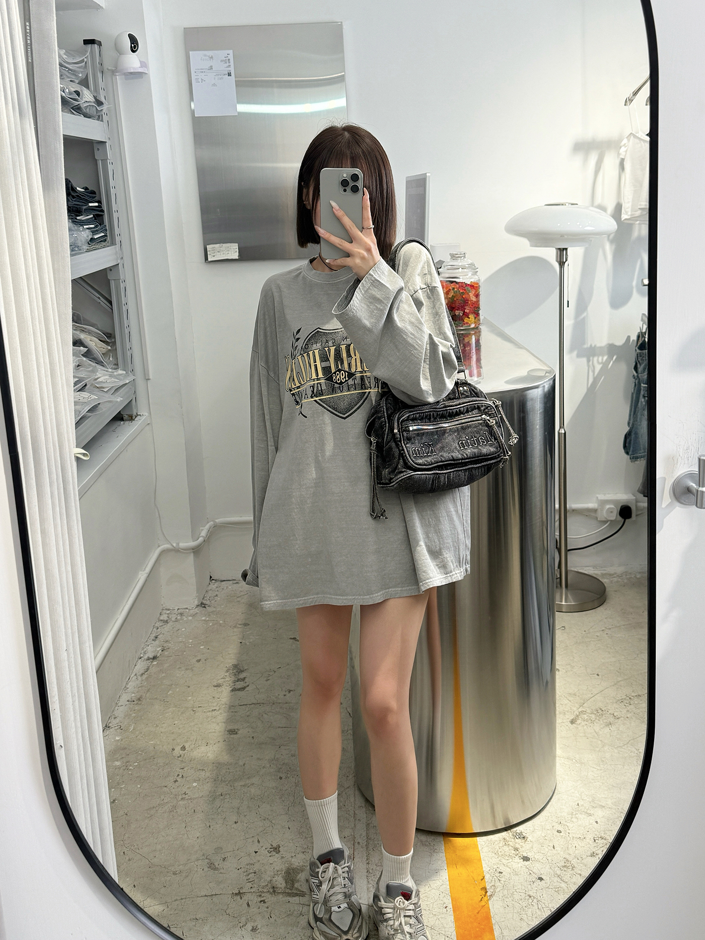𝐁𝐞𝐯𝐞𝐫𝐥𝐲 𝐡𝐢𝐥𝐥𝐬 𝐠𝐫𝐚𝐩𝐡𝐢𝐜 𝐥𝐨𝐧𝐠 𝐬𝐥𝐞𝐞𝐯𝐞 𝐭𝐨𝐩