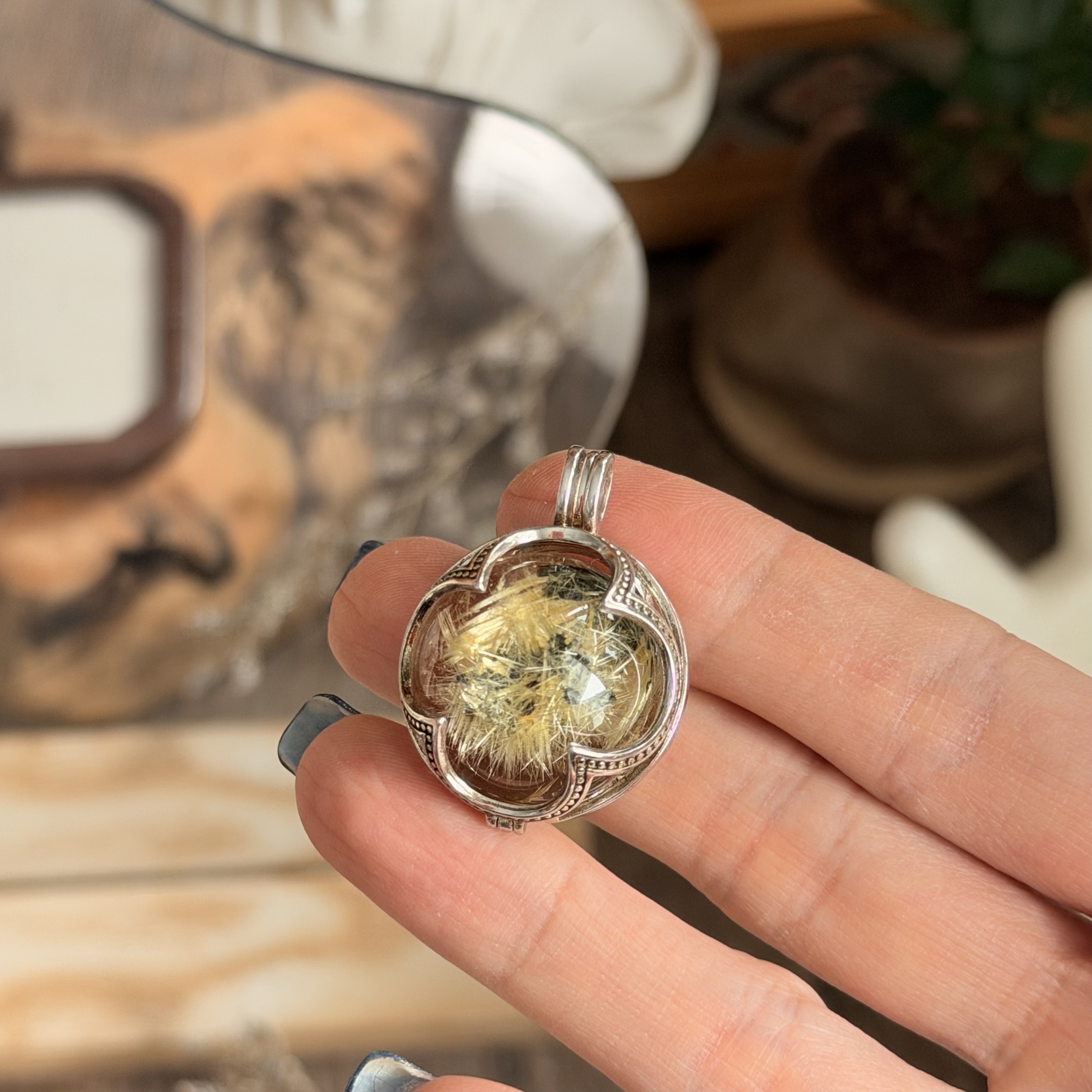 金鈦晶花球球襯S925項鏈