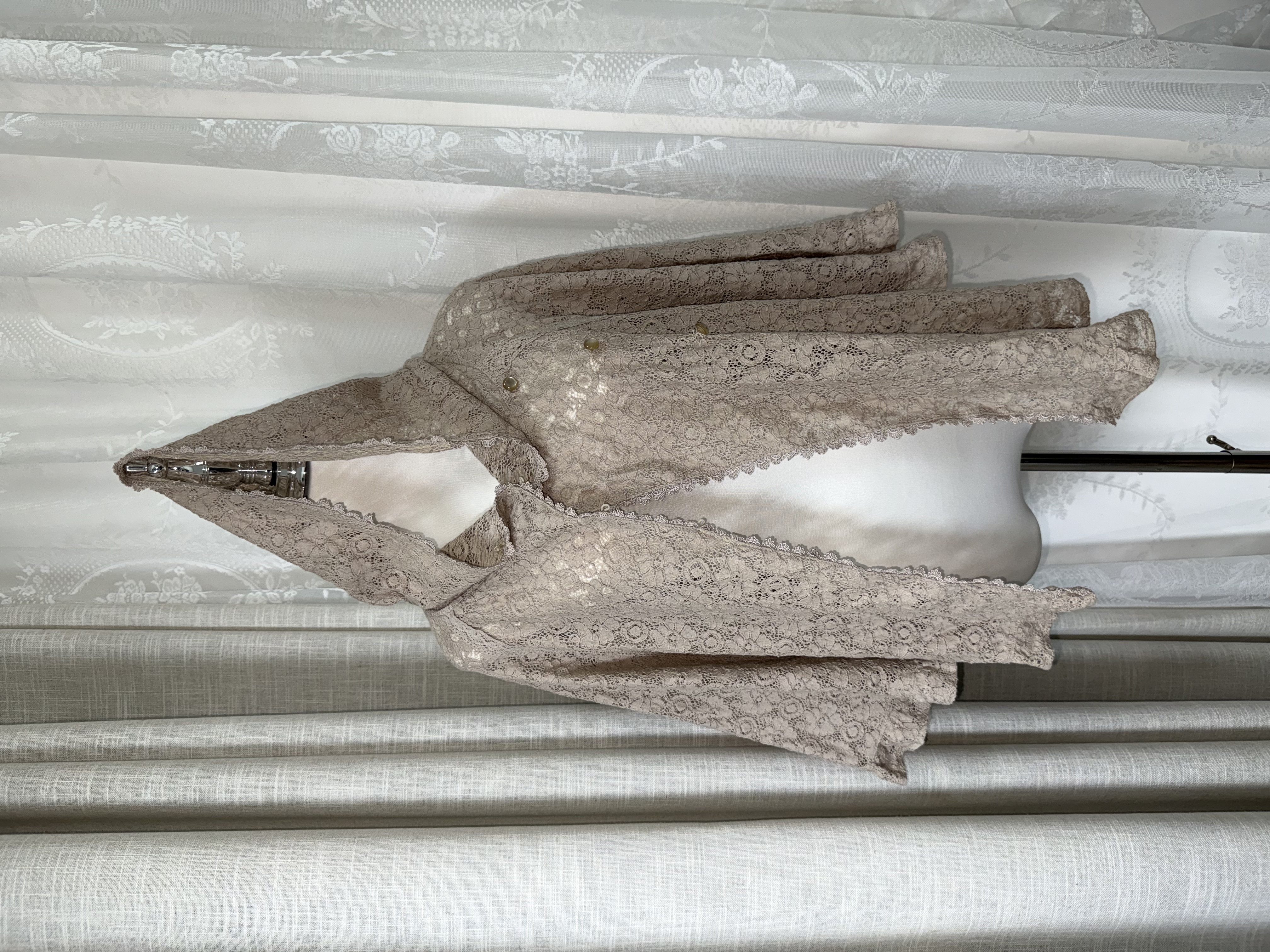 Lotus root pink Lace with Open Collar Coat