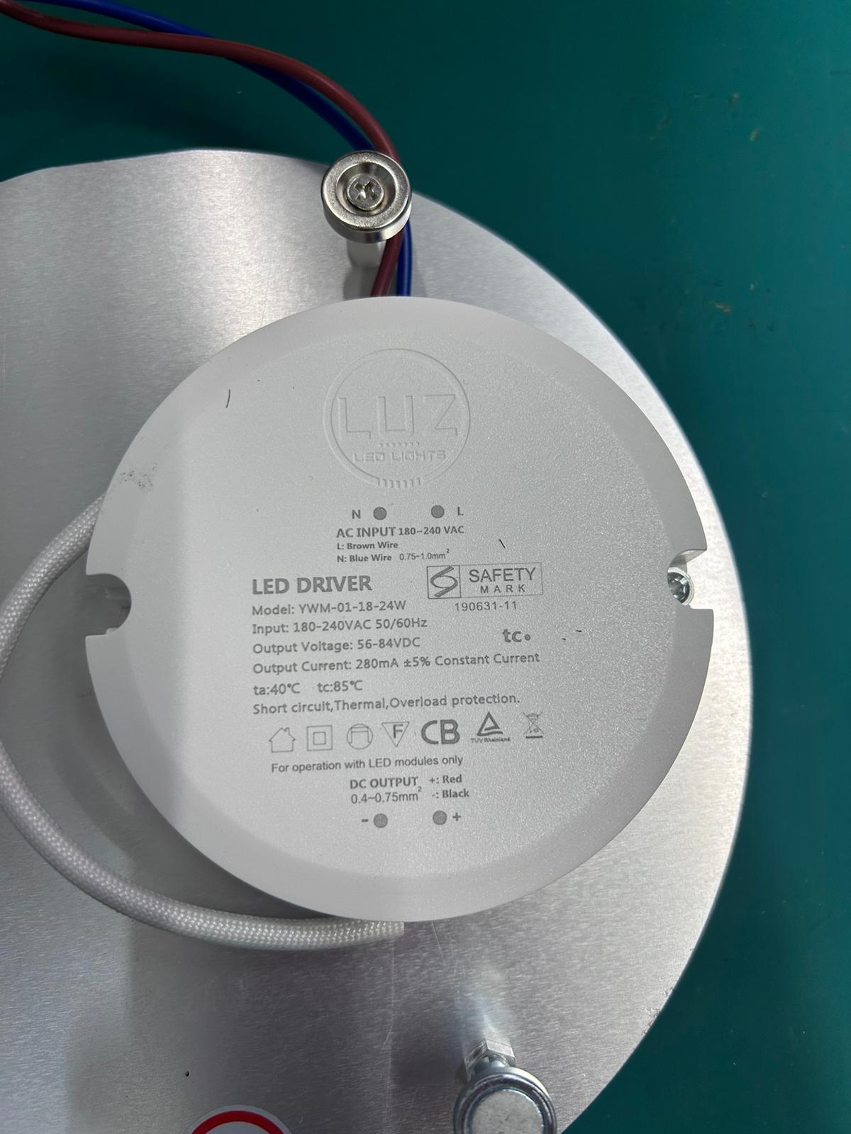LUZ 172-18W-DAYLITE